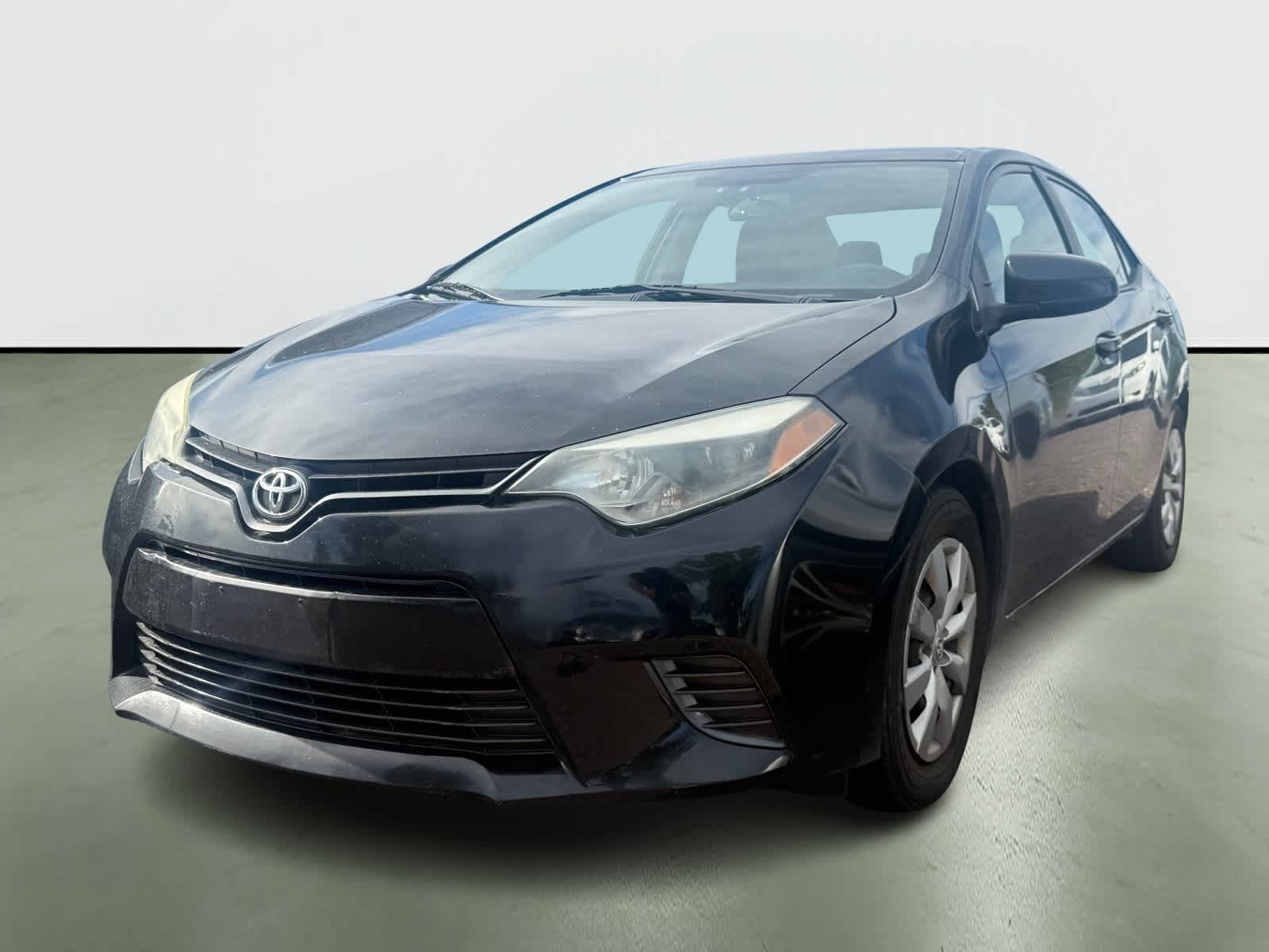Thumbnail: 2015 Toyota Corolla - 2