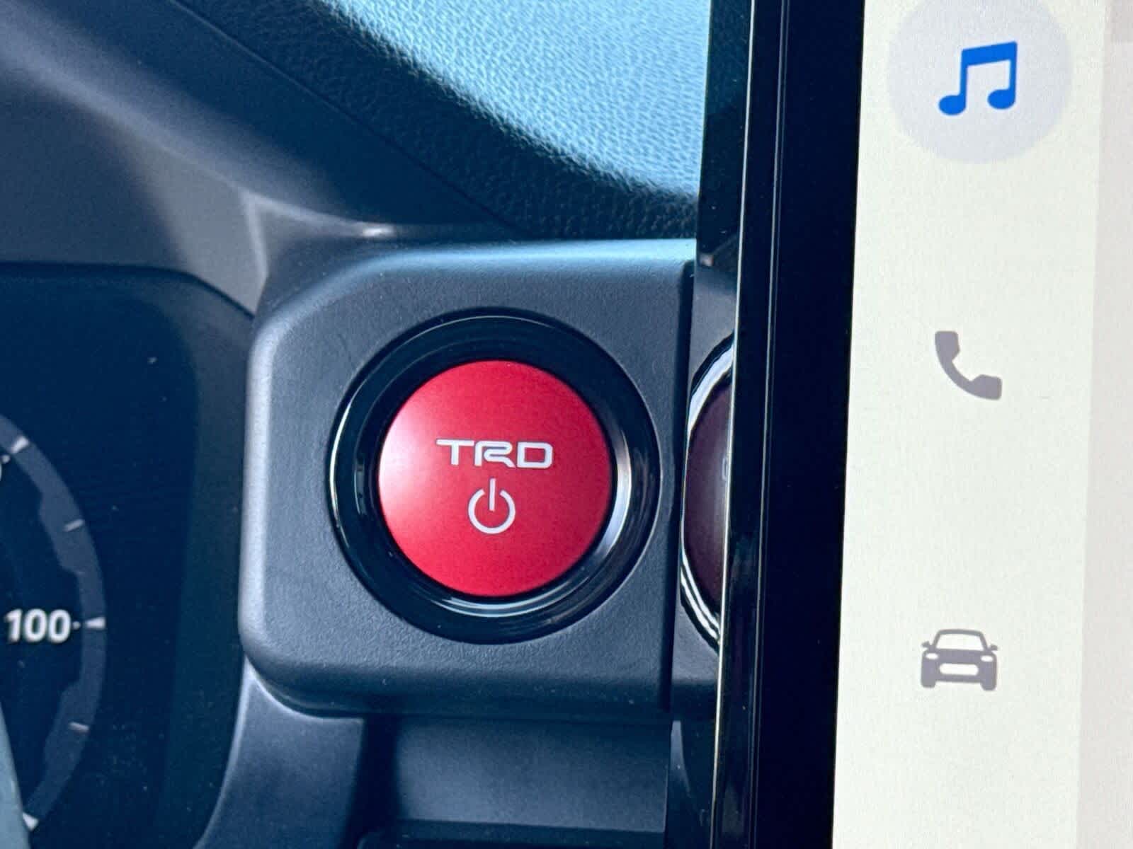 Thumbnail: 2025 Toyota Tacoma - 25