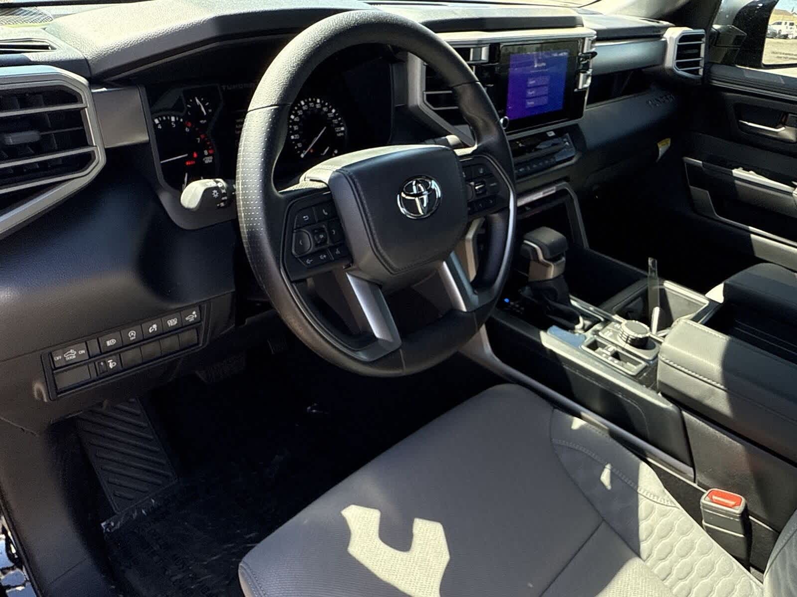 Thumbnail: 2025 Toyota Tundra - 16