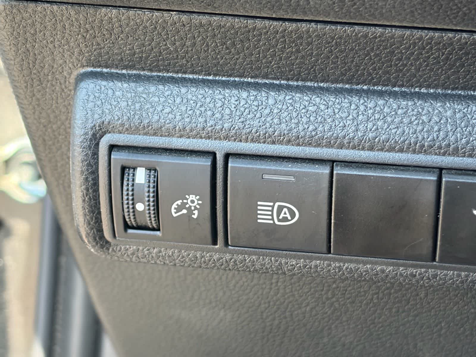 Thumbnail: 2024 Toyota Corolla - 18