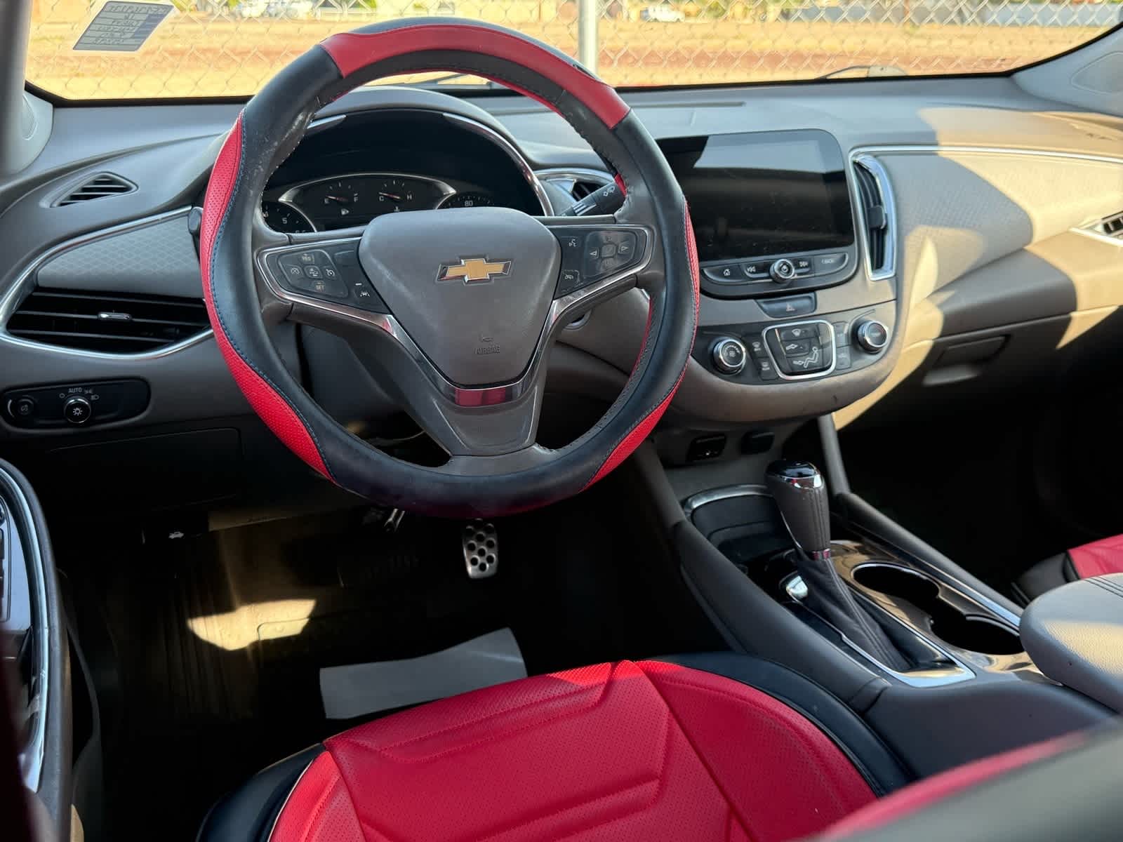 Thumbnail: 2016 Chevrolet Malibu - 11