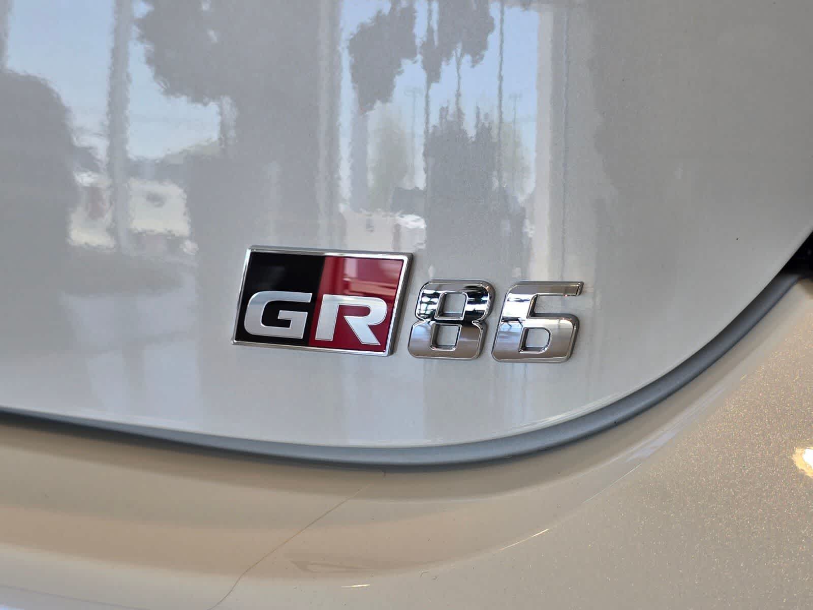 Thumbnail: 2026 Toyota GR86 - 11