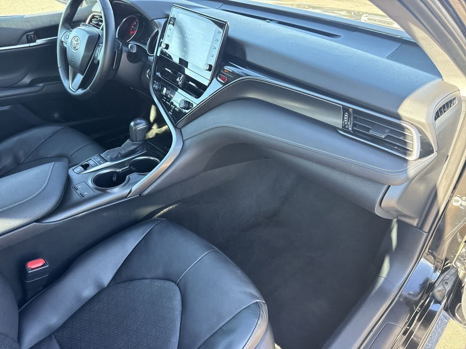 Thumbnail: 2023 Toyota Camry - 11