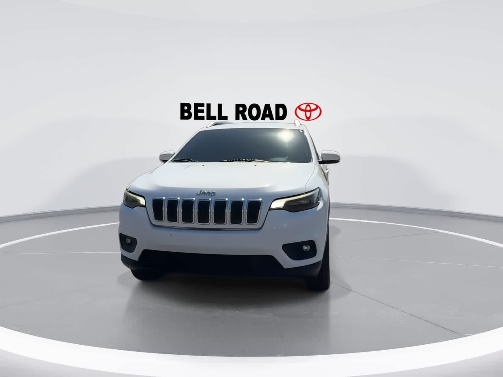 Thumbnail: 2019 Jeep Cherokee - 3