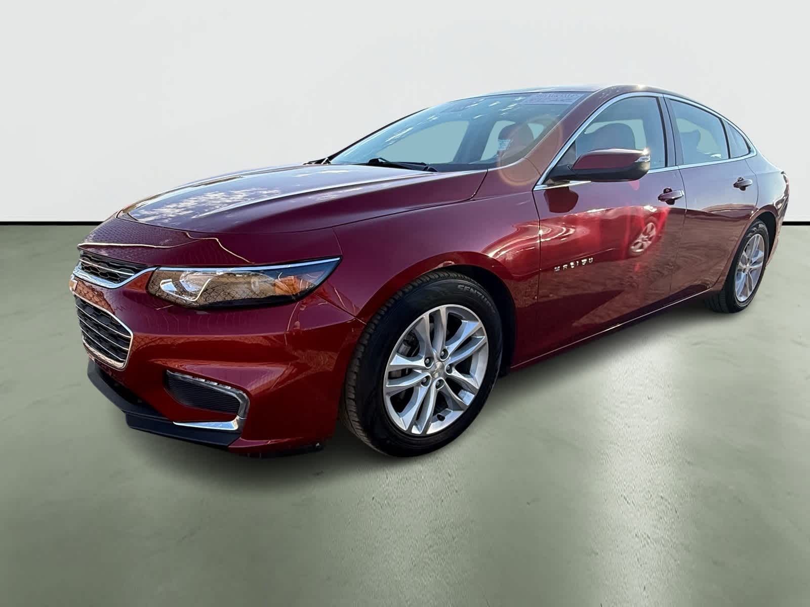 Thumbnail: 2016 Chevrolet Malibu - 2