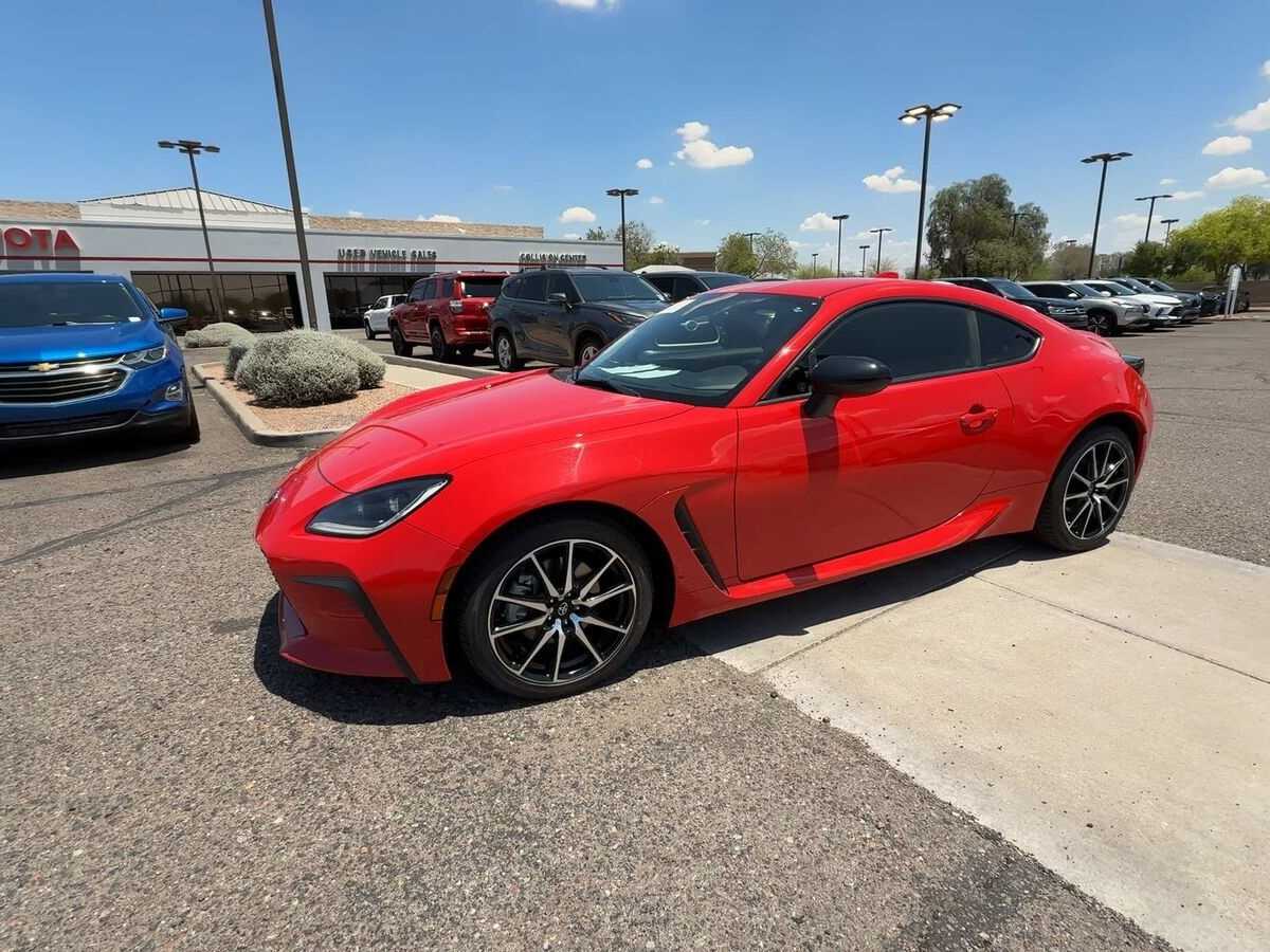 Thumbnail: 2023 Toyota GR86 - 4