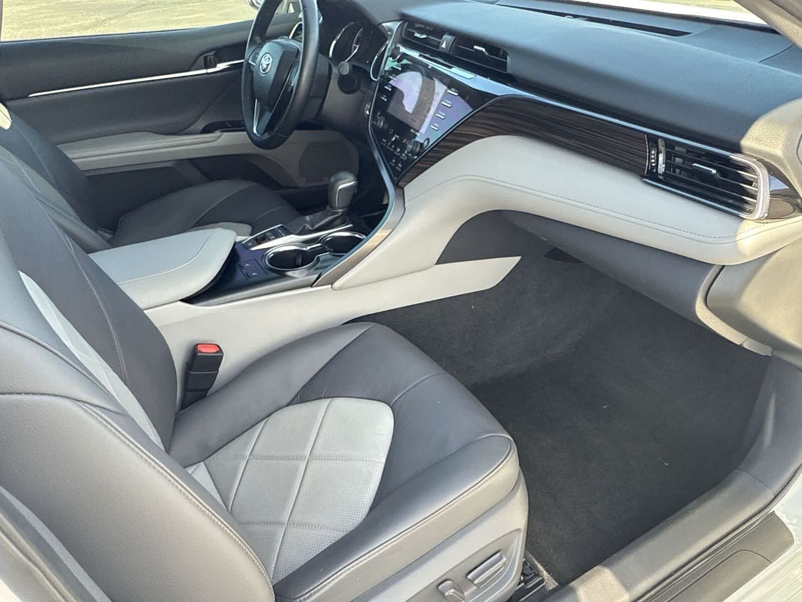 Thumbnail: 2019 Toyota Camry - 8