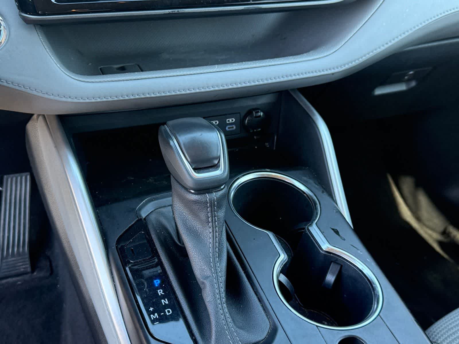 Thumbnail: 2022 Toyota Highlander - 17