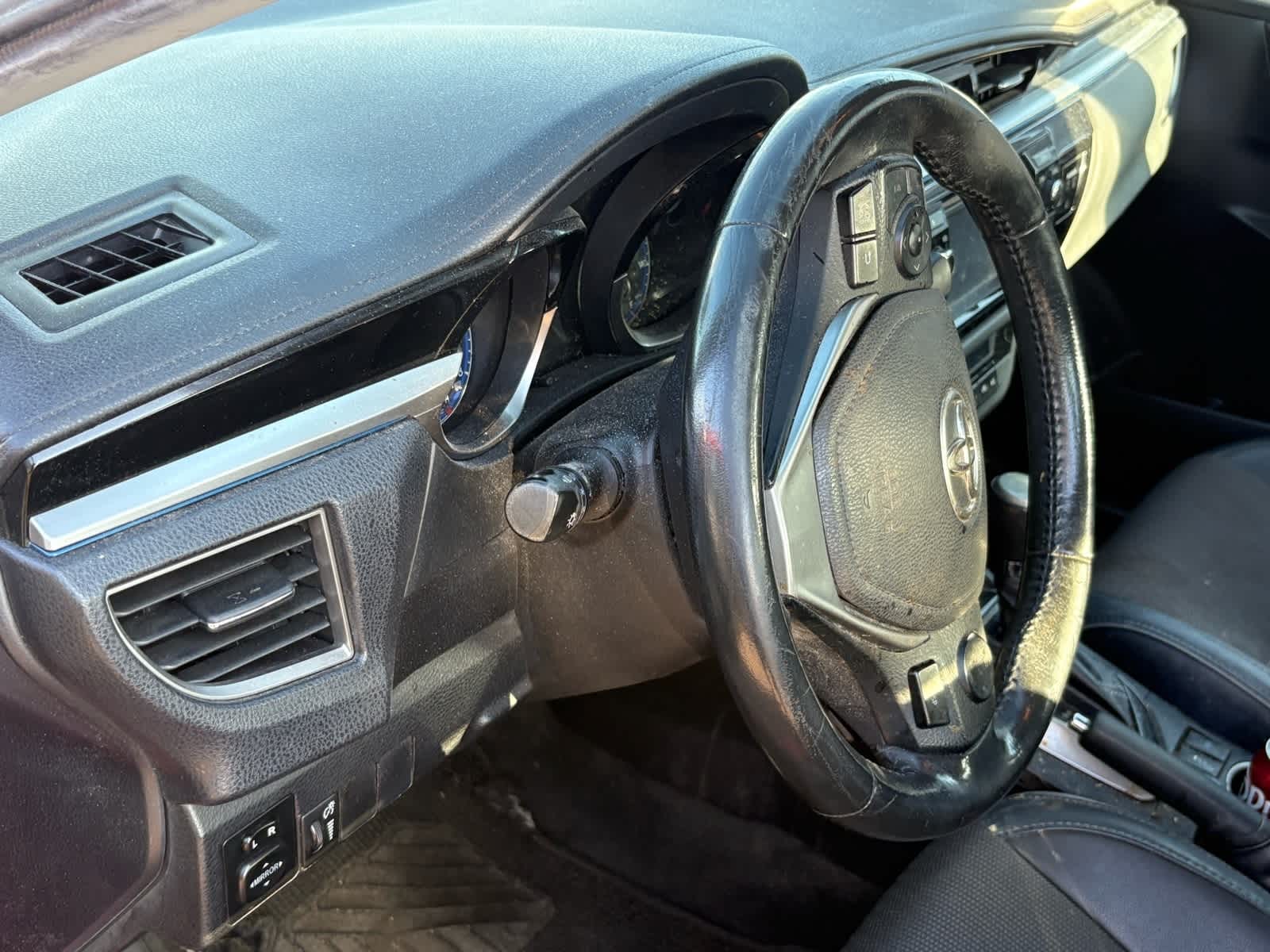 Thumbnail: 2014 Toyota Corolla - 12