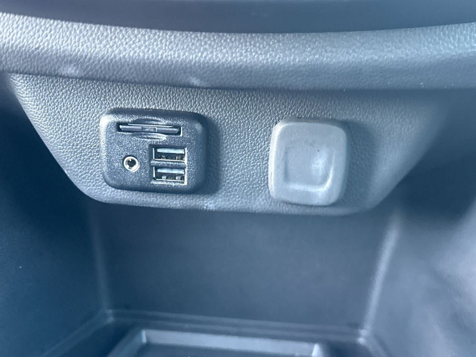 Thumbnail: 2023 Chevrolet Traverse - 23