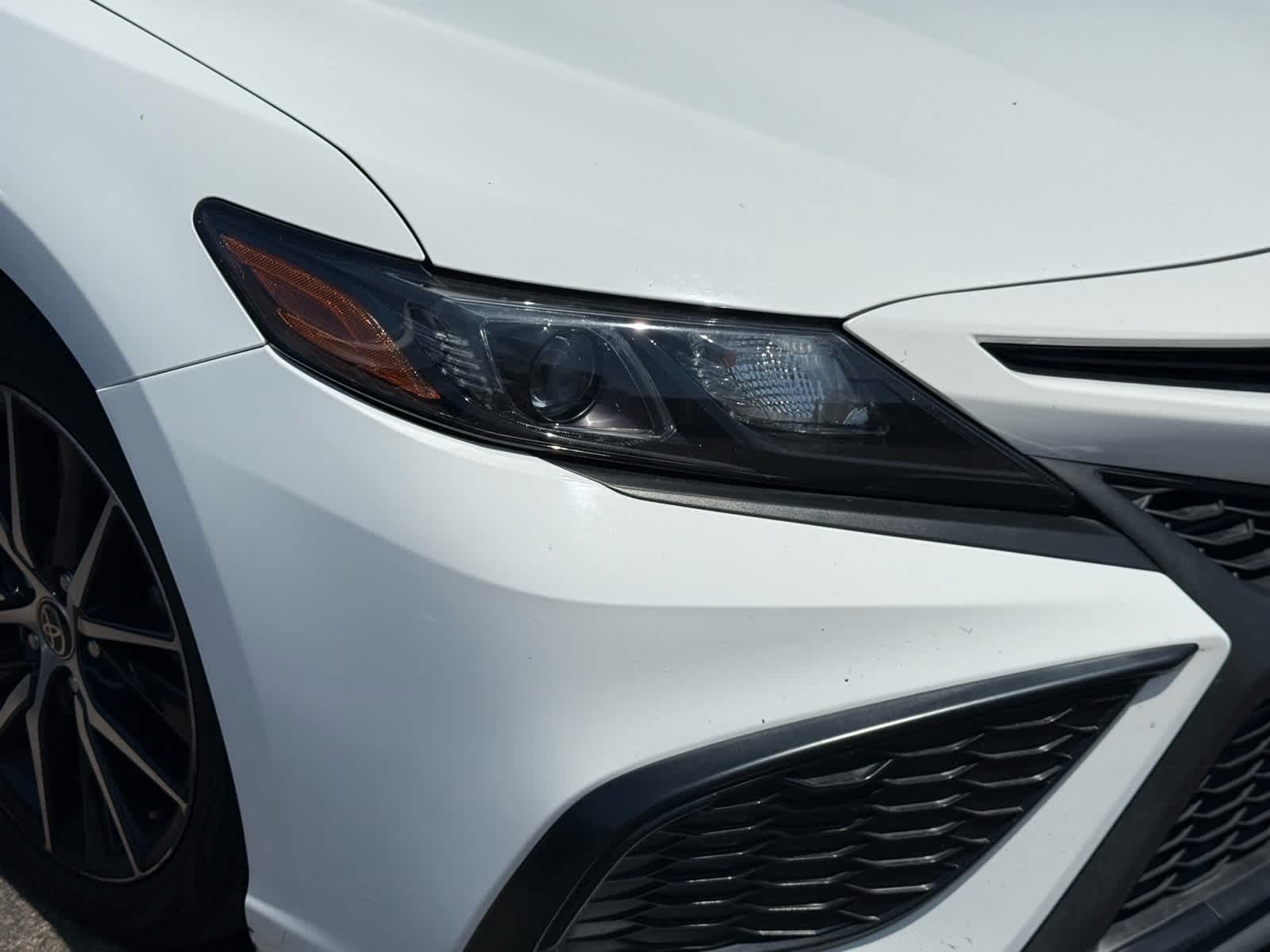 2022 Toyota Camry SE 18