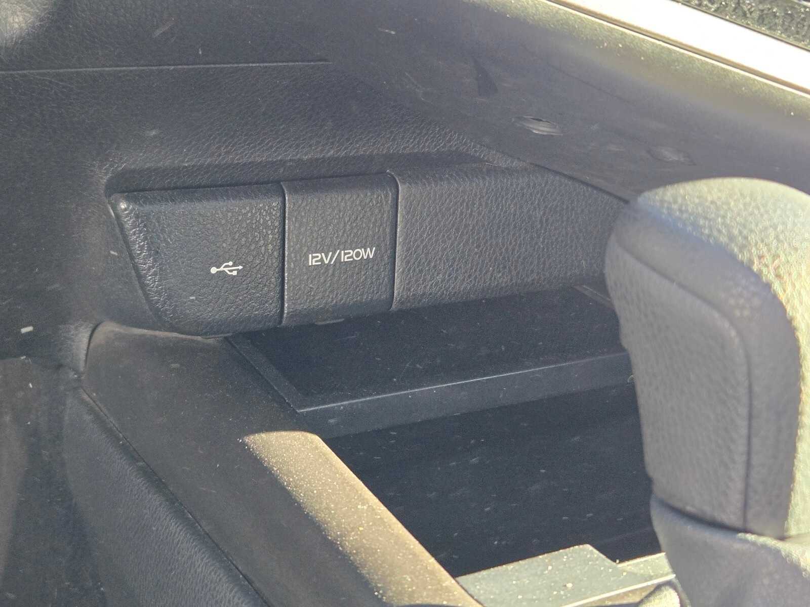 Thumbnail: 2022 Toyota Camry - 9