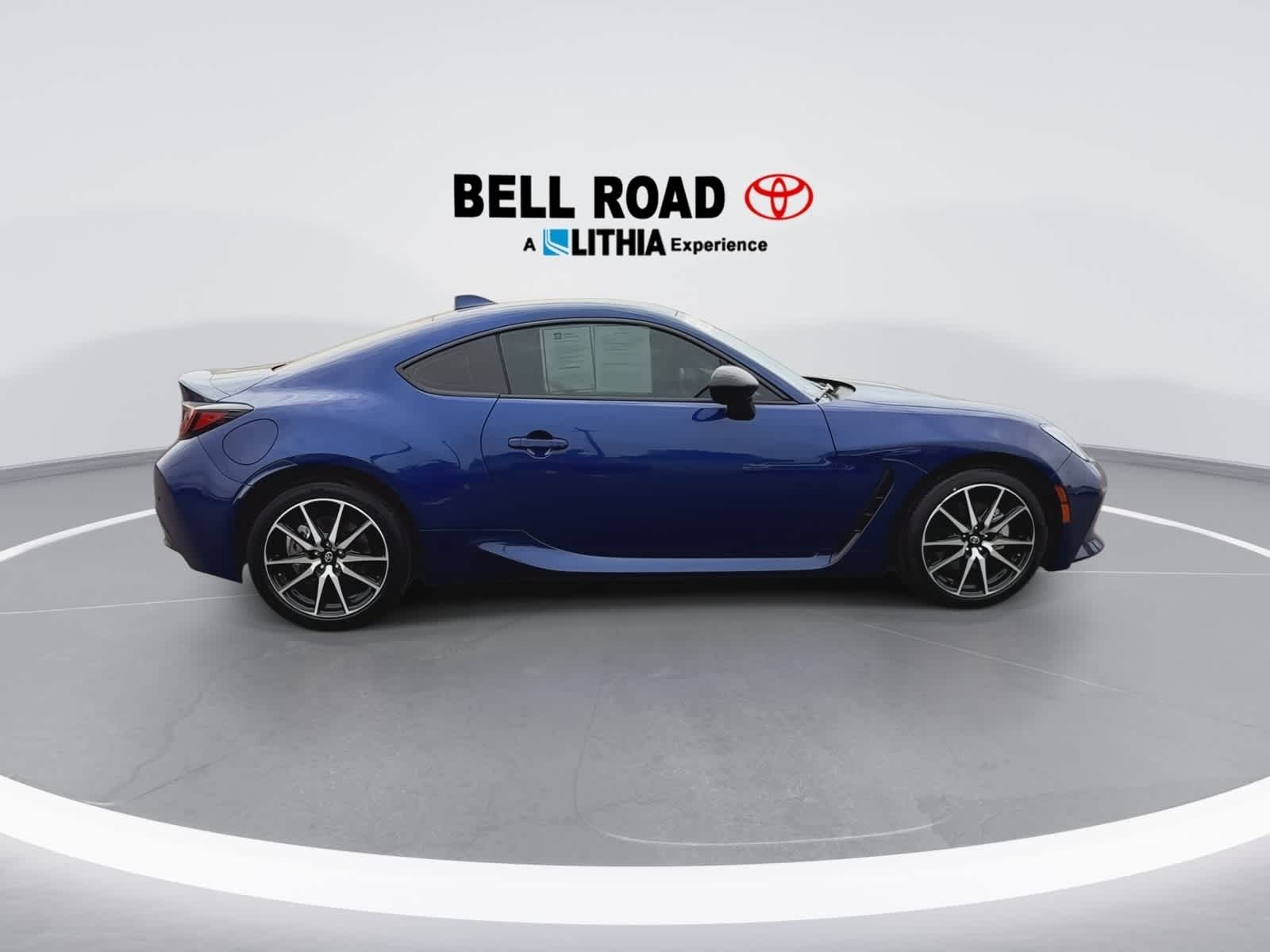 Thumbnail: 2025 Toyota GR86 - 9