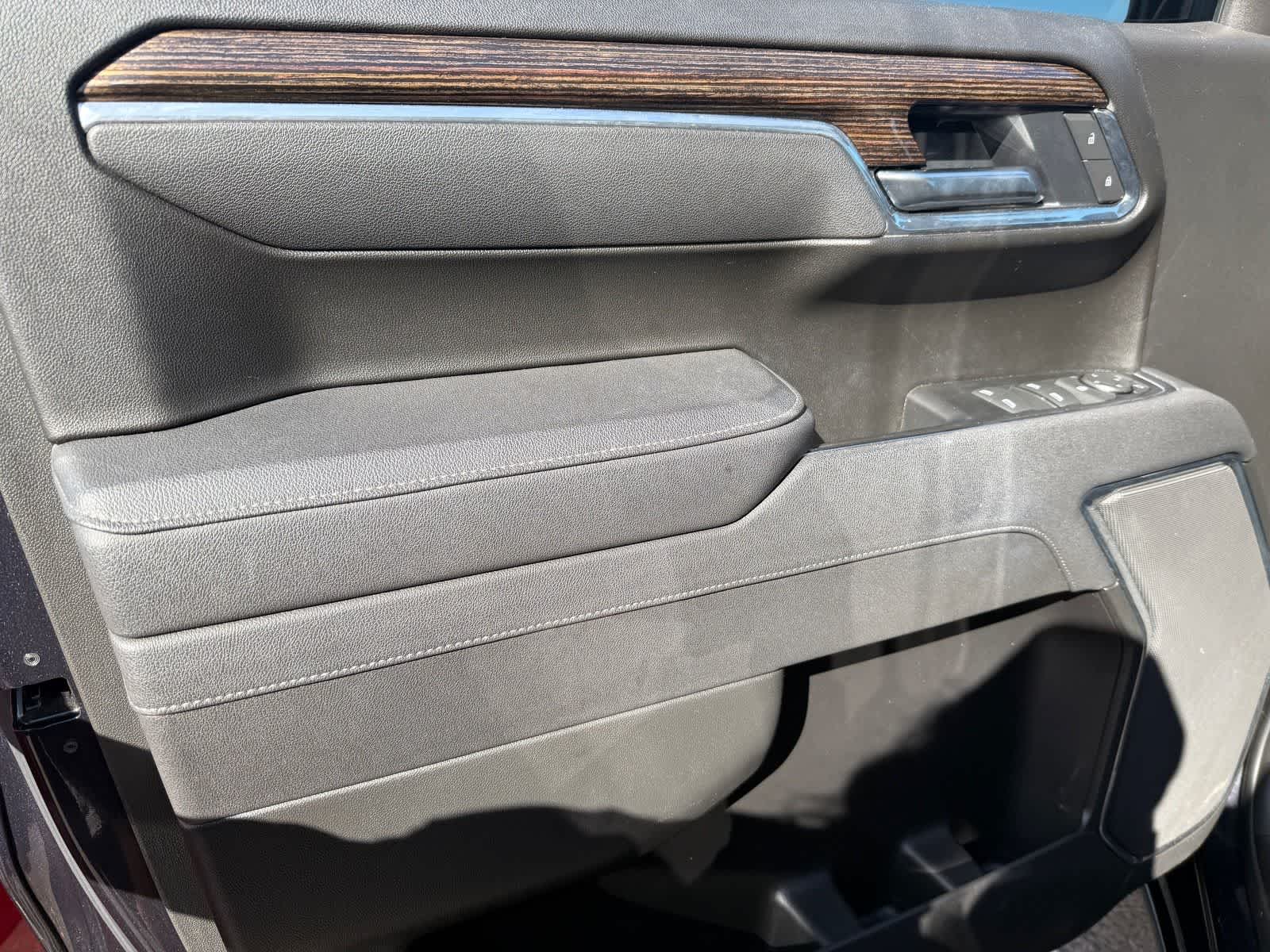 Thumbnail: 2025 GMC Sierra 1500 - 14