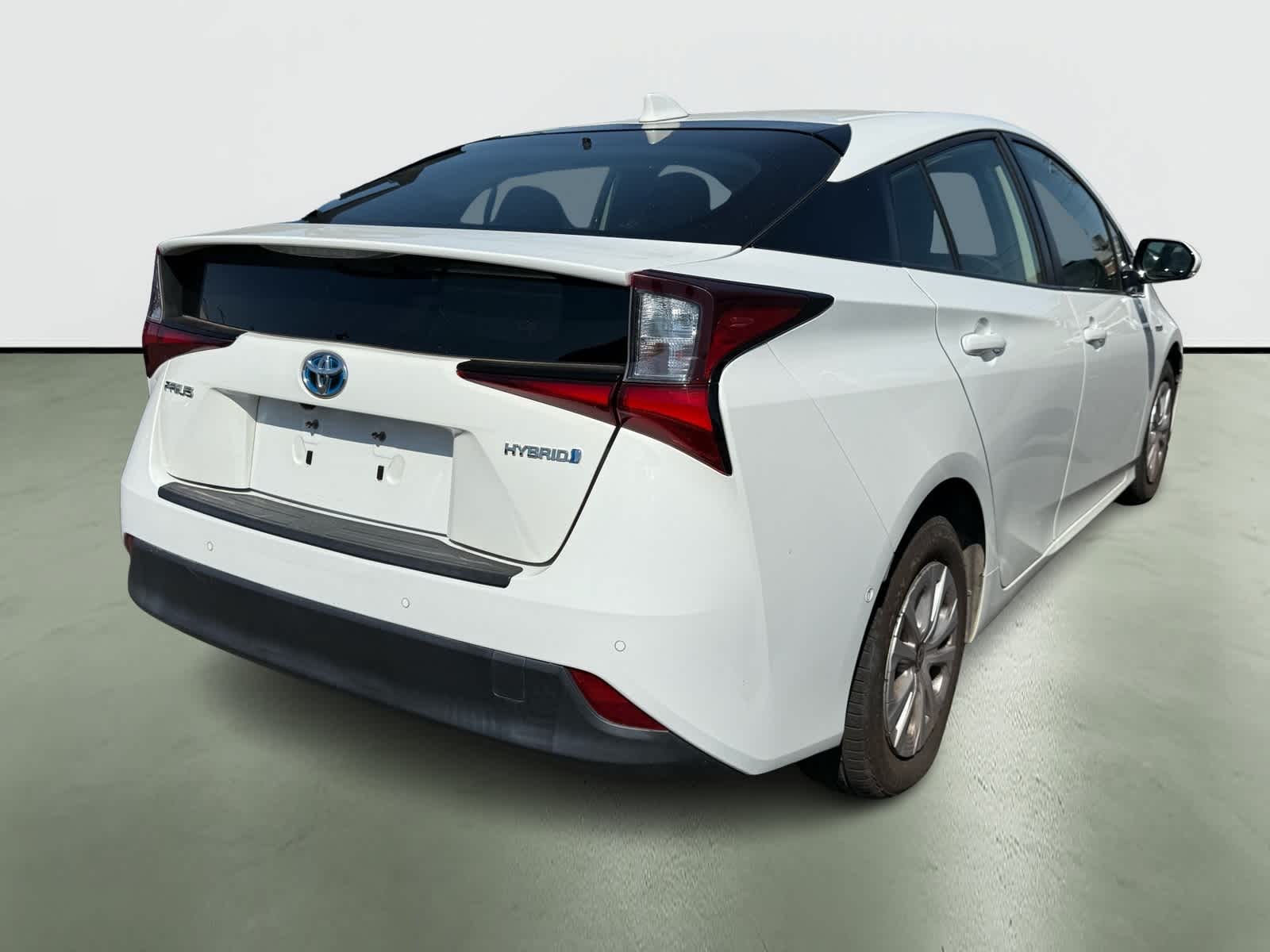 Thumbnail: 2020 Toyota Prius - 4