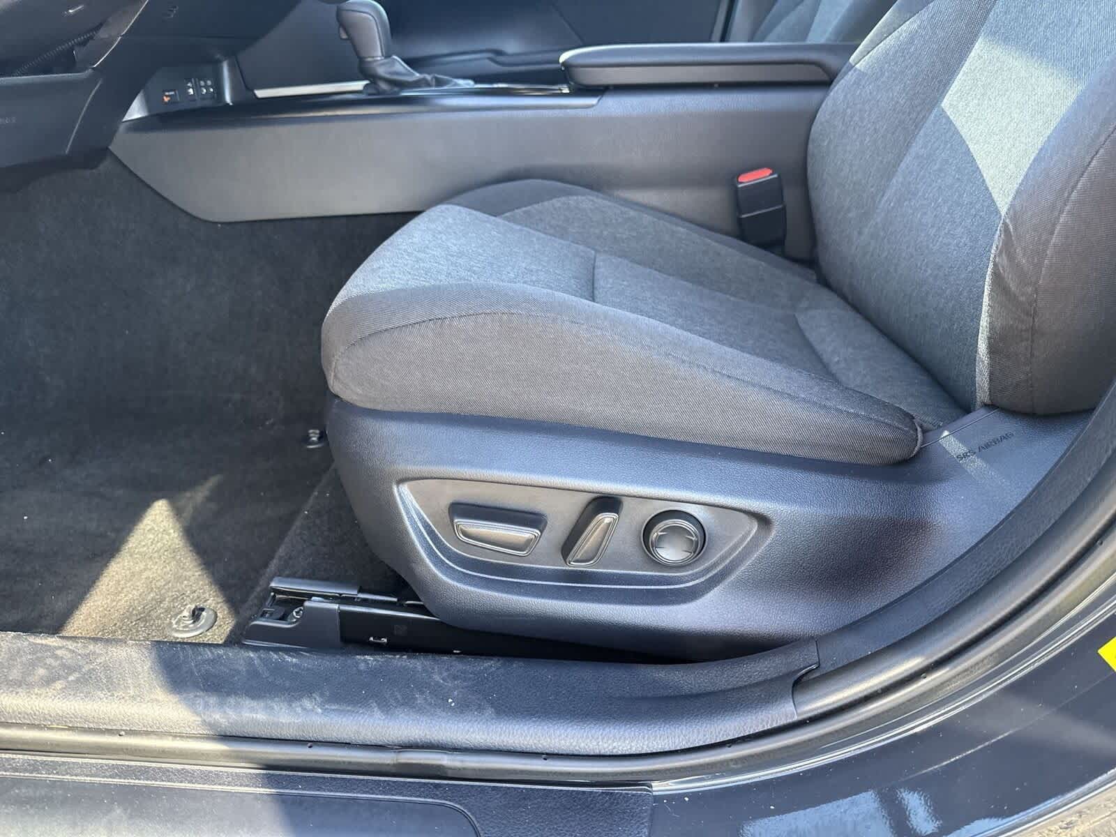 Thumbnail: 2025 Toyota Camry - 18