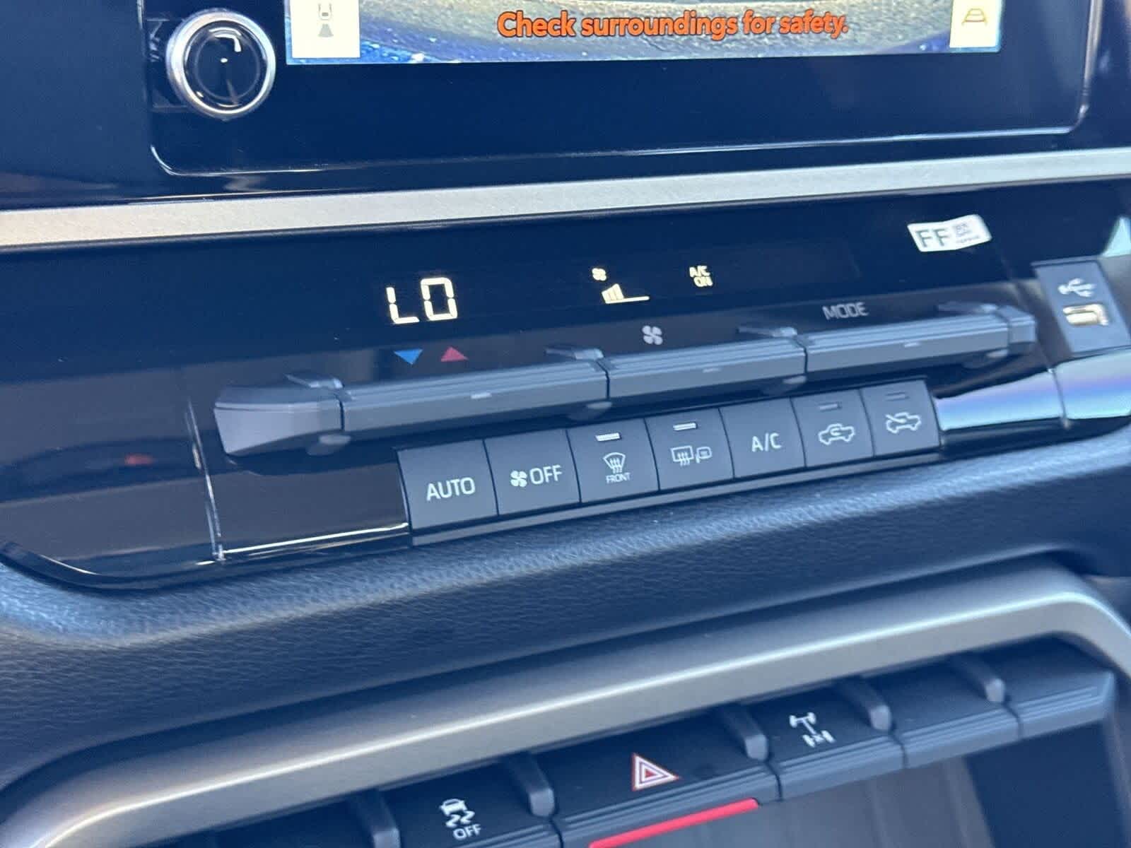 Thumbnail: 2024 Toyota Tundra - 21