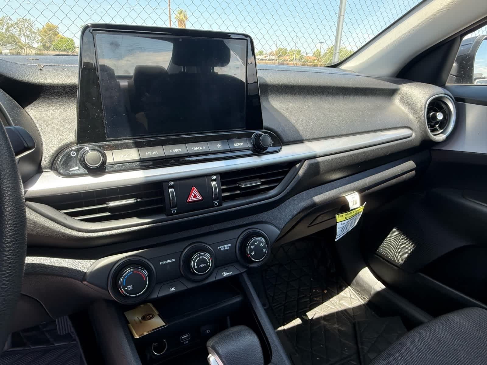 Thumbnail: 2024 Kia Forte - 11