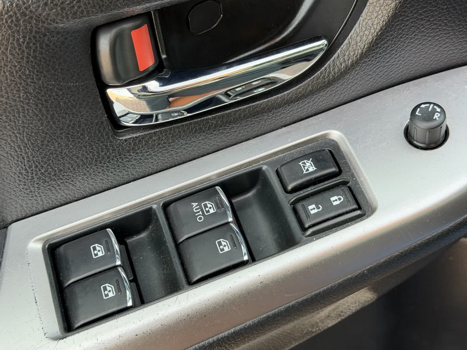 Thumbnail: 2017 Subaru Crosstrek - 13