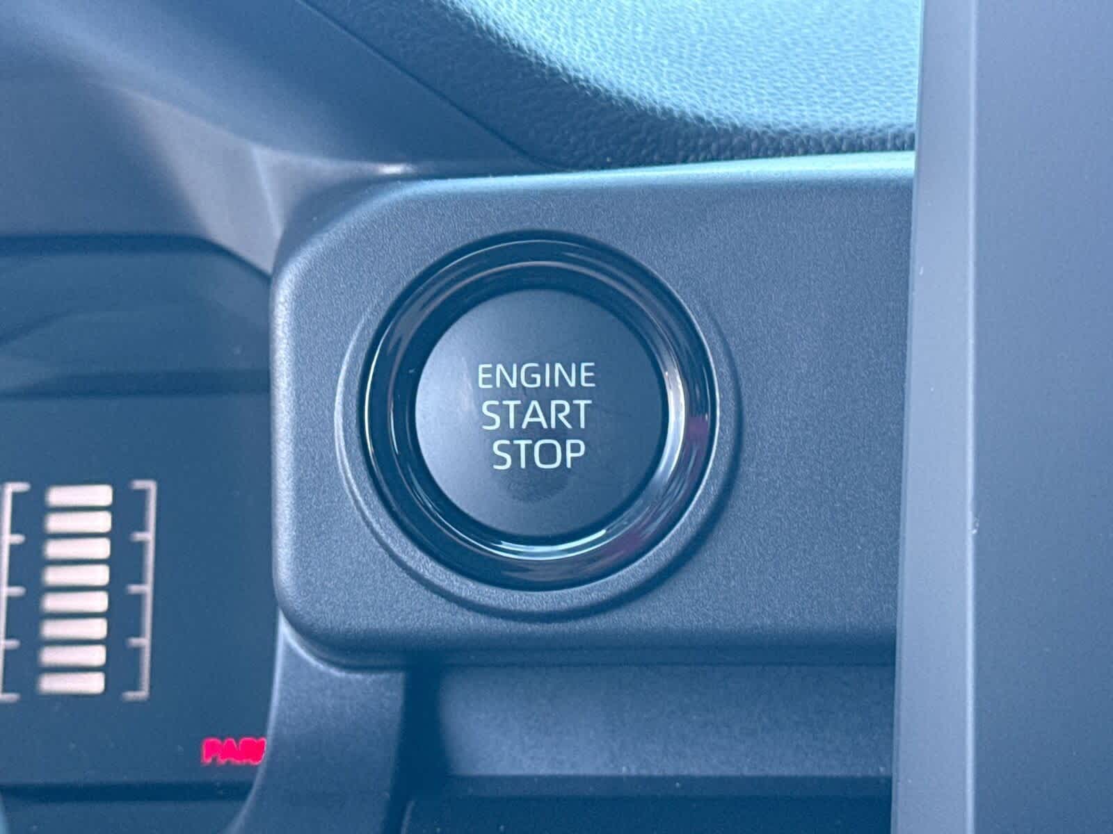 Thumbnail: 2025 Toyota Tacoma - 25