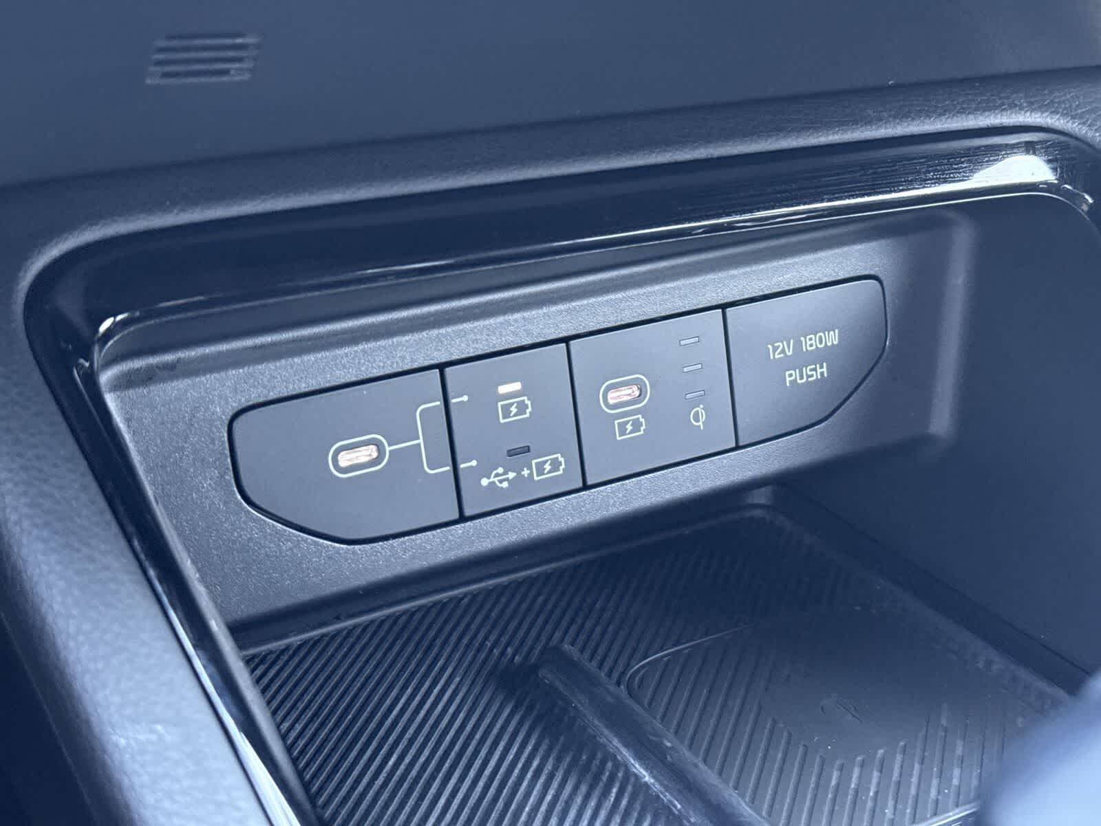 Thumbnail: 2025 Kia K5 - 24