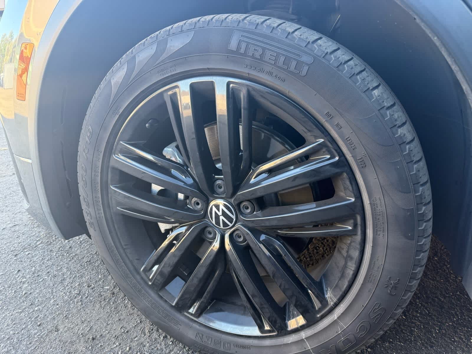 Thumbnail: 2022 Volkswagen Tiguan - 6