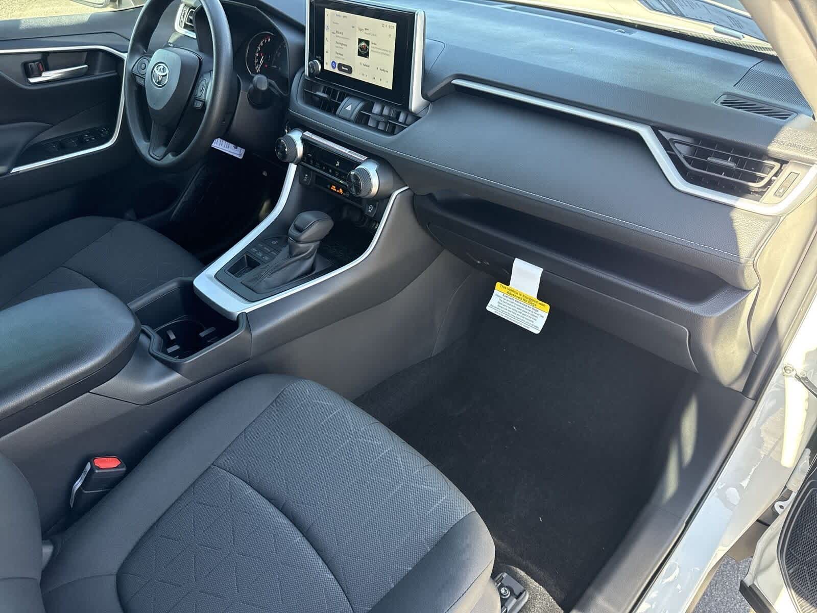 Thumbnail: 2025 Toyota RAV4 - 11