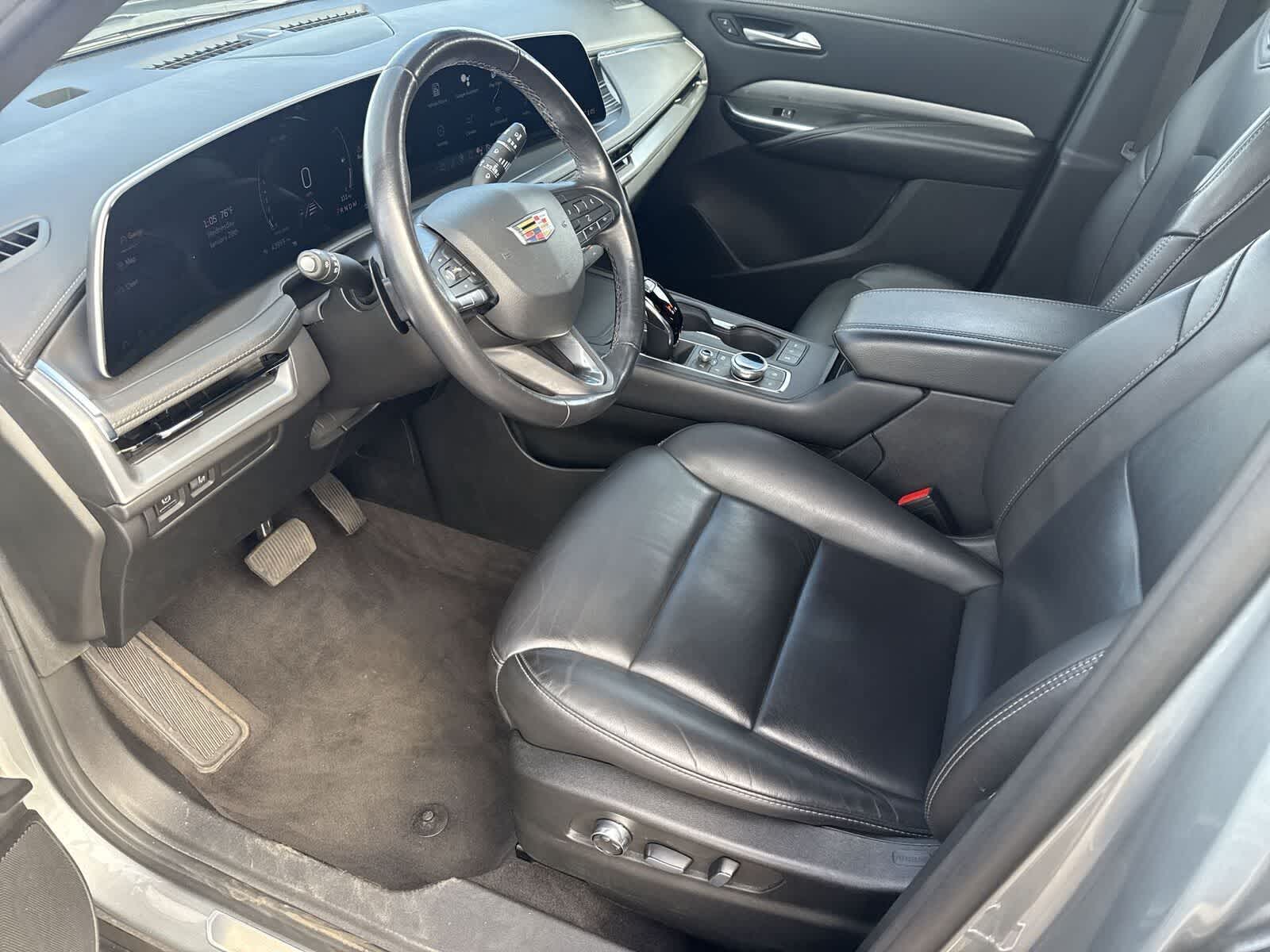 Thumbnail: 2024 Cadillac XT4 - 17