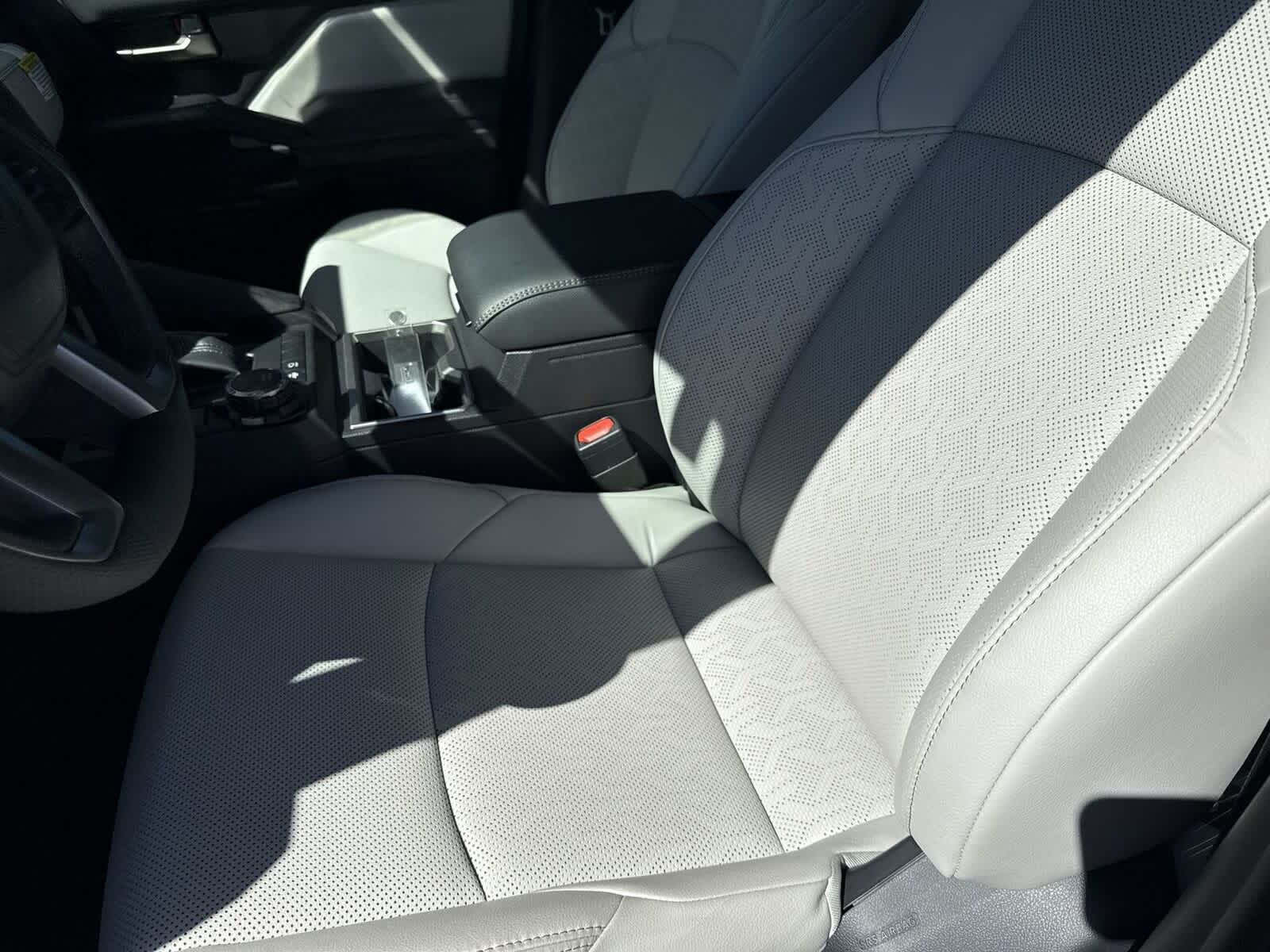 Thumbnail: 2025 Toyota Tacoma - 18