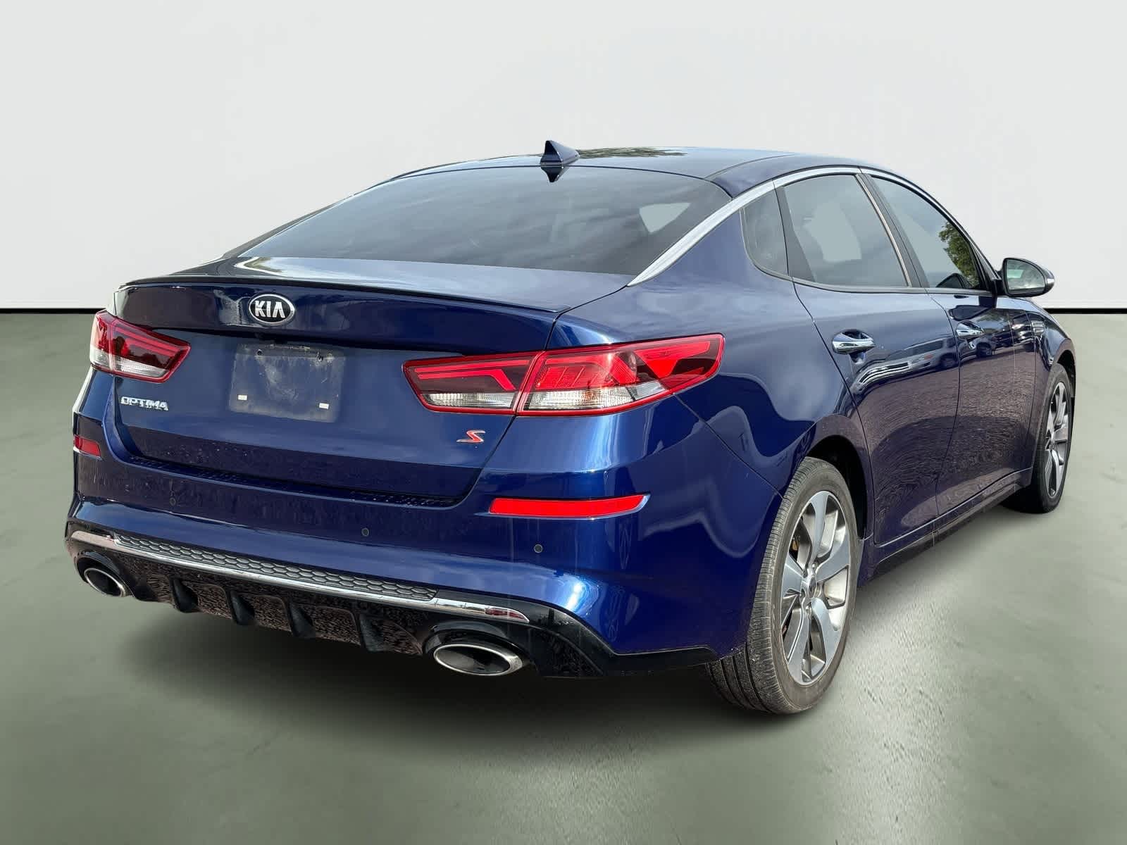 Thumbnail: 2020 Kia Optima - 4