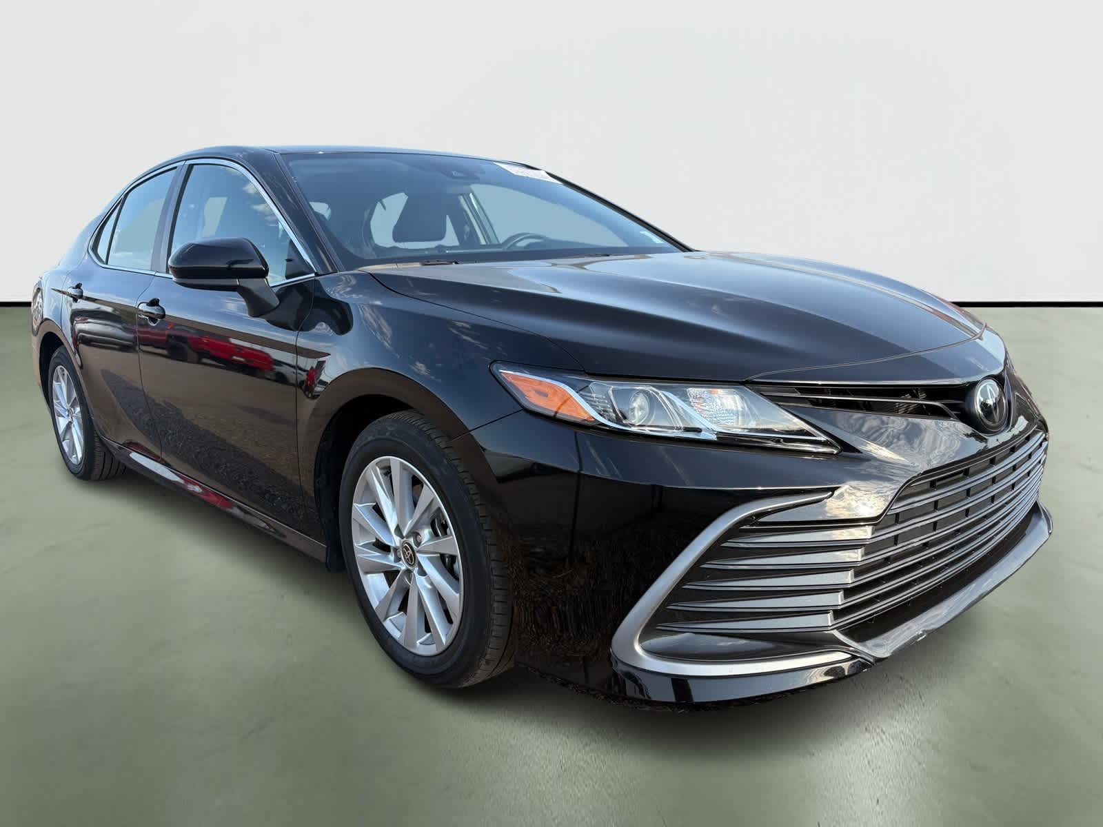 Thumbnail: 2023 Toyota Camry - 5