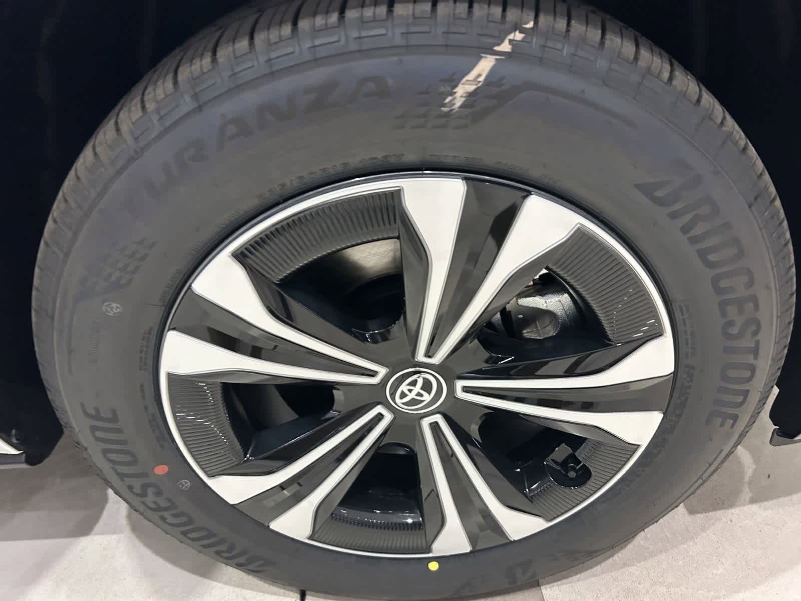 2024 Toyota bZ4X XLE 10