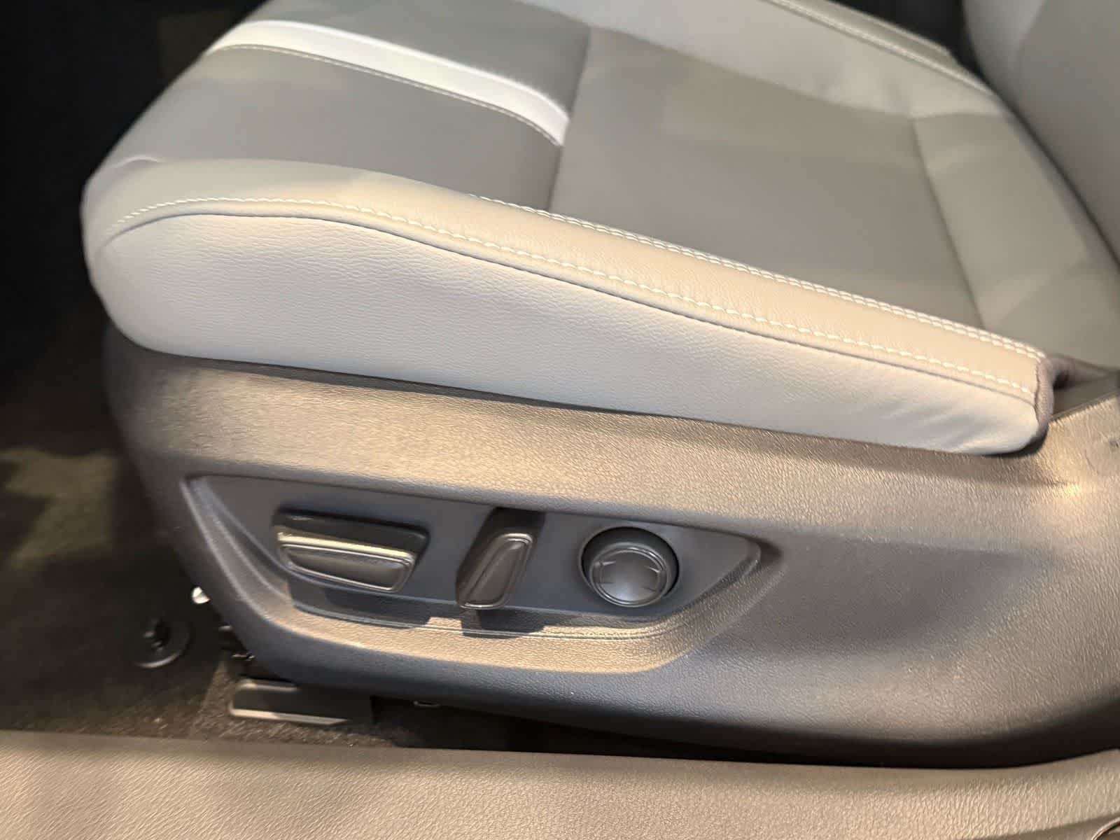 Thumbnail: 2026 Toyota Camry - 17