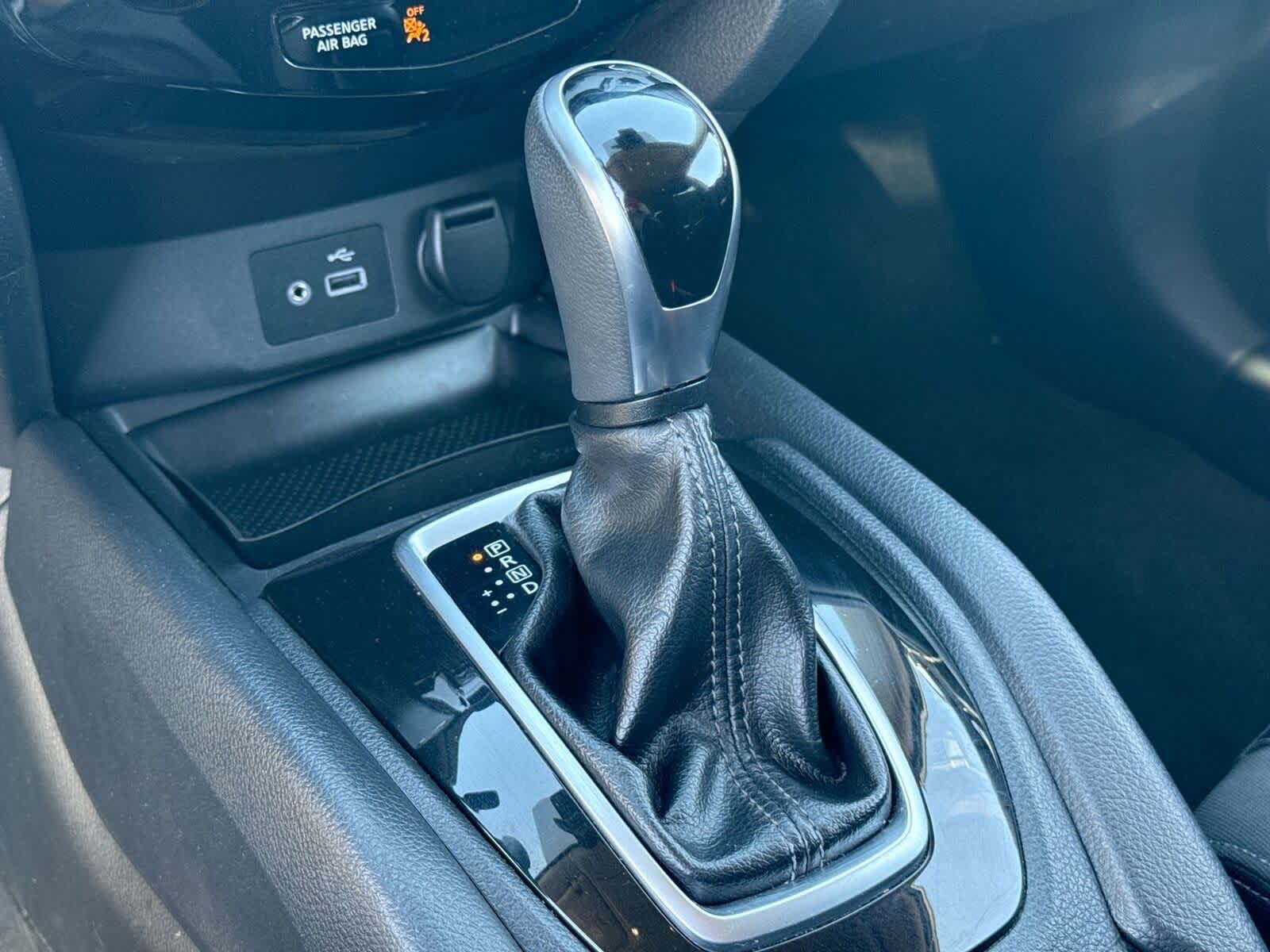 Thumbnail: 2020 Nissan Rogue - 24