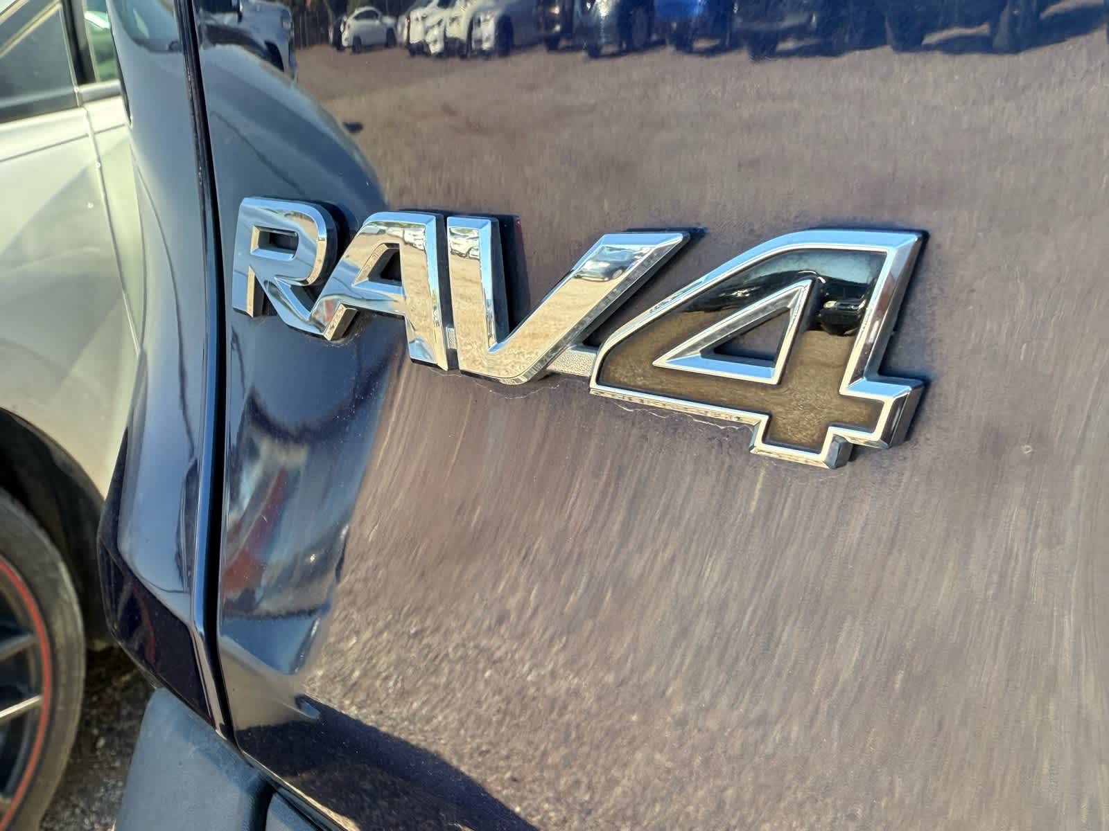 Thumbnail: 2020 Toyota RAV4 - 7