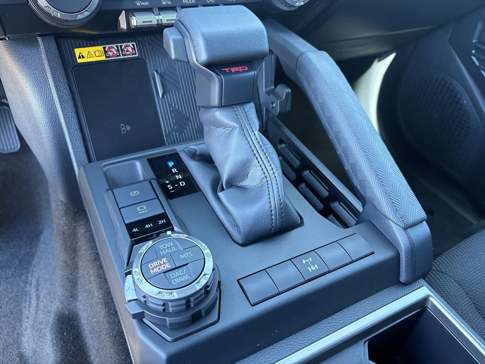 Thumbnail: 2025 Toyota 4Runner - 25