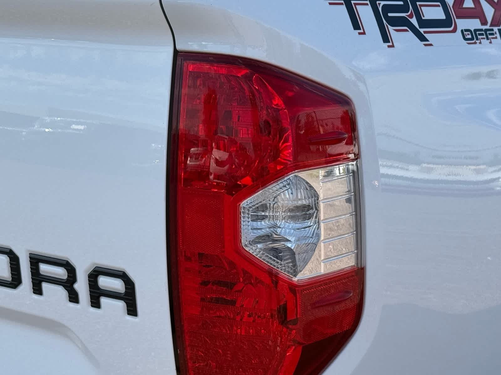 Thumbnail: 2015 Toyota Tundra - 20
