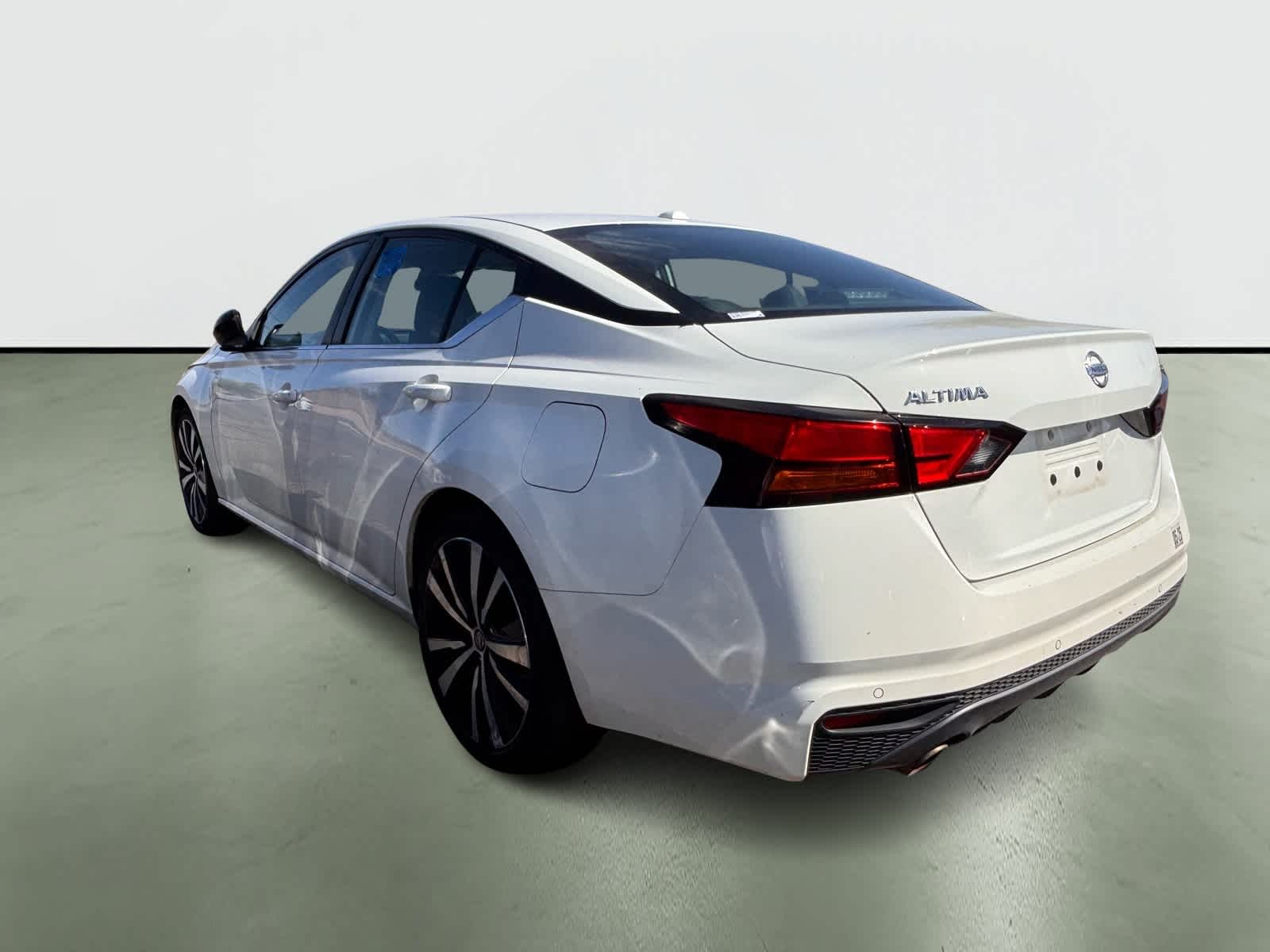 2021 Nissan Altima SR 3