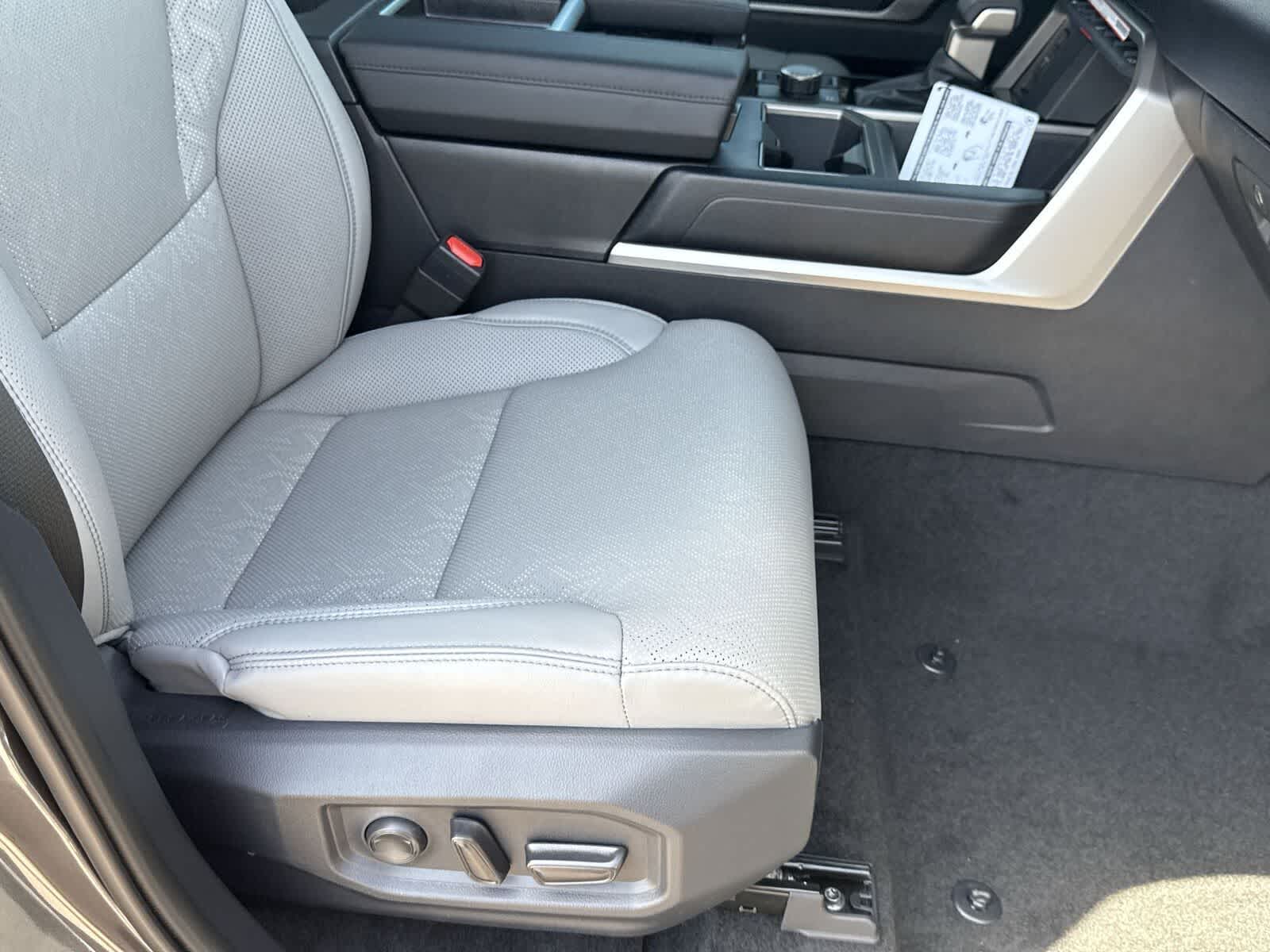 Thumbnail: 2025 Toyota Tundra - 13