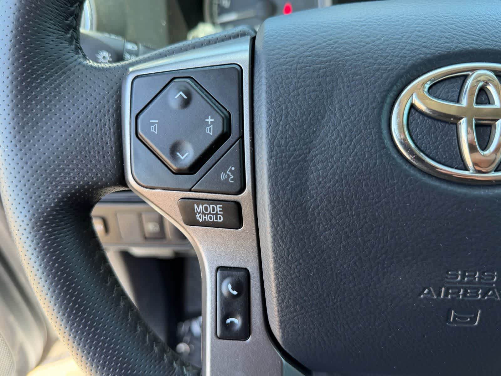 Thumbnail: 2019 Toyota Tacoma - 33