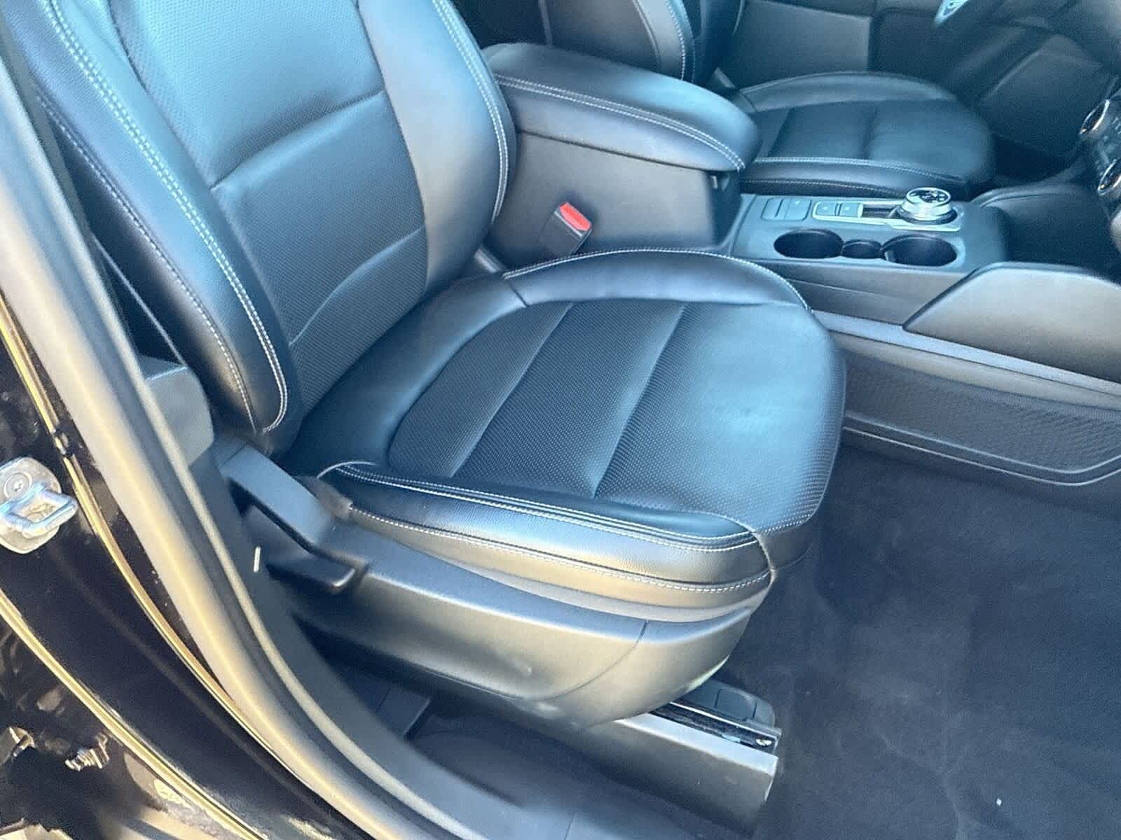 Thumbnail: 2022 Ford Escape - 12