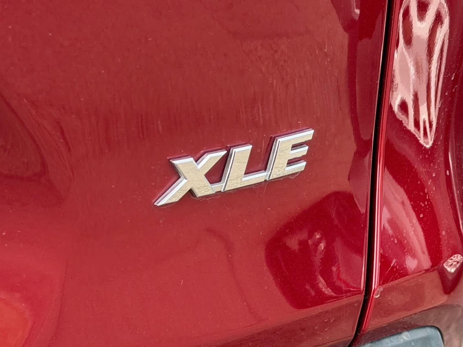 Thumbnail: 2021 Toyota RAV4 - 18