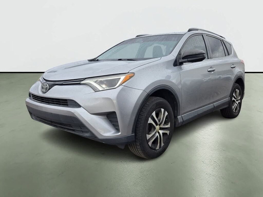 Used 2018 Toyota RAV4 LE SUV