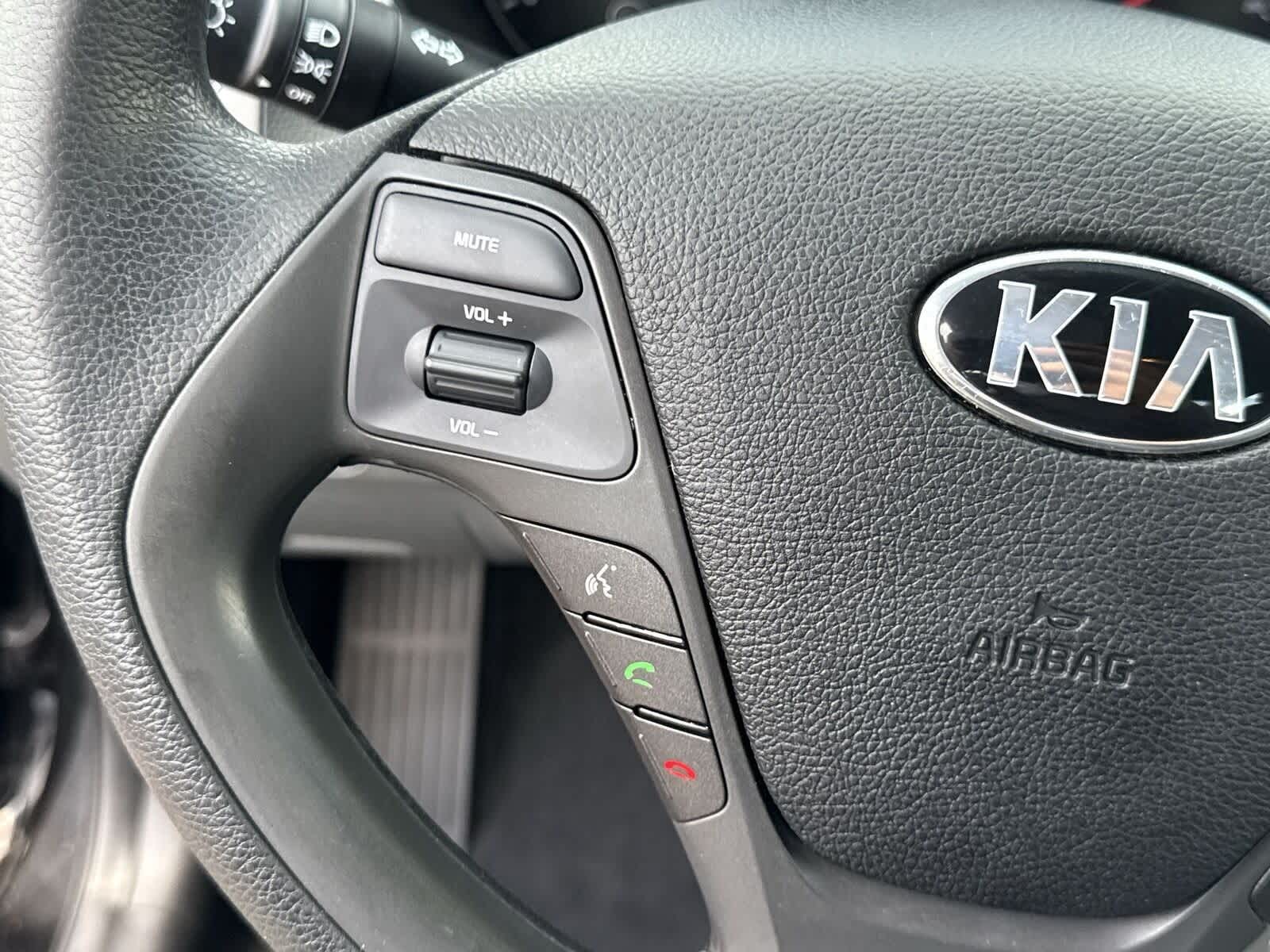 2017 Kia Forte LX 26
