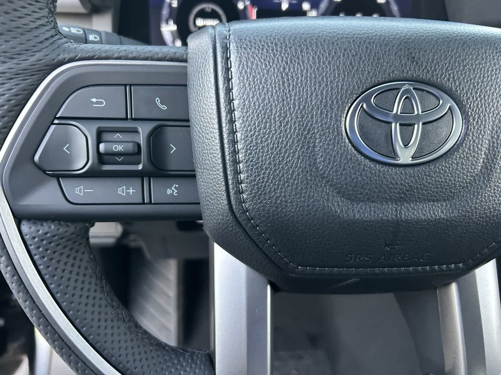 Thumbnail: 2024 Toyota Tacoma - 16