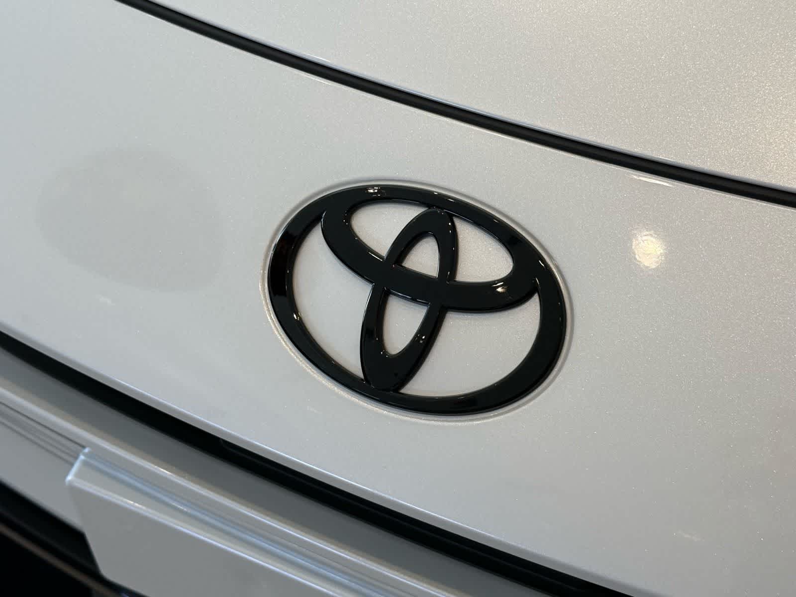 Thumbnail: 2026 Toyota Prius - 28