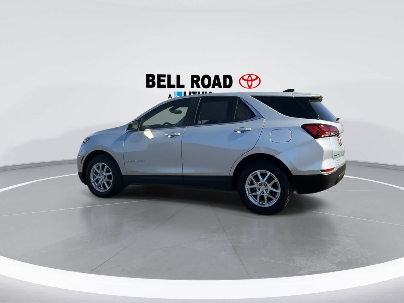 Thumbnail: 2022 Chevrolet Equinox - 6