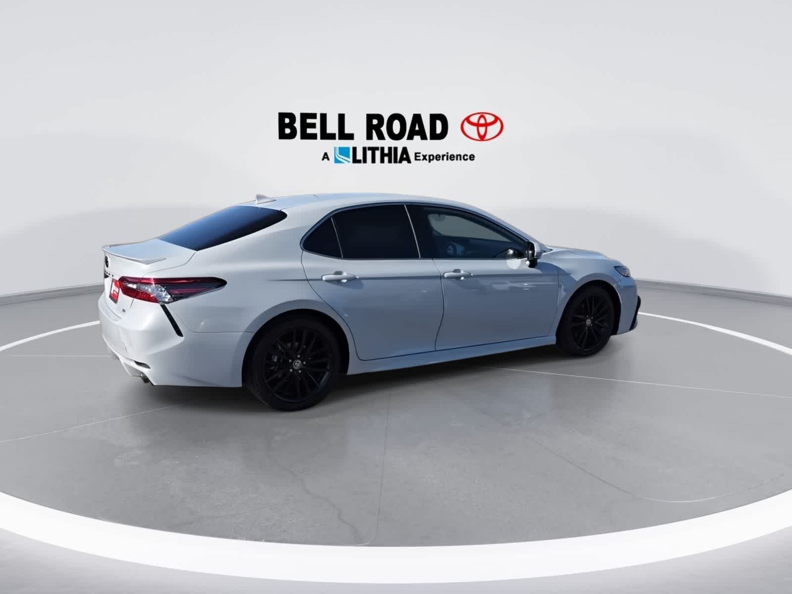 Thumbnail: 2022 Toyota Camry - 8