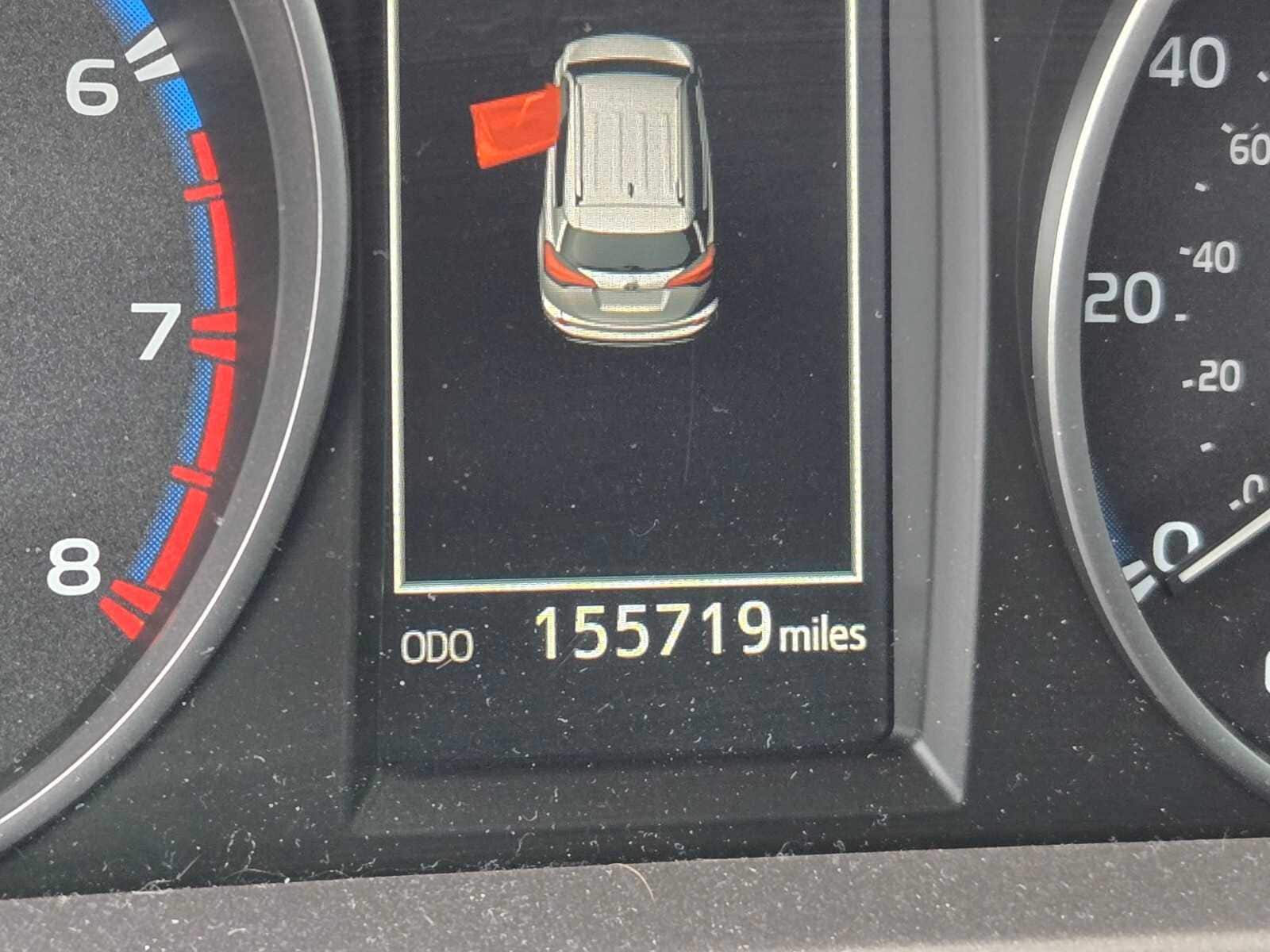 Thumbnail: 2018 Toyota RAV4 - 7