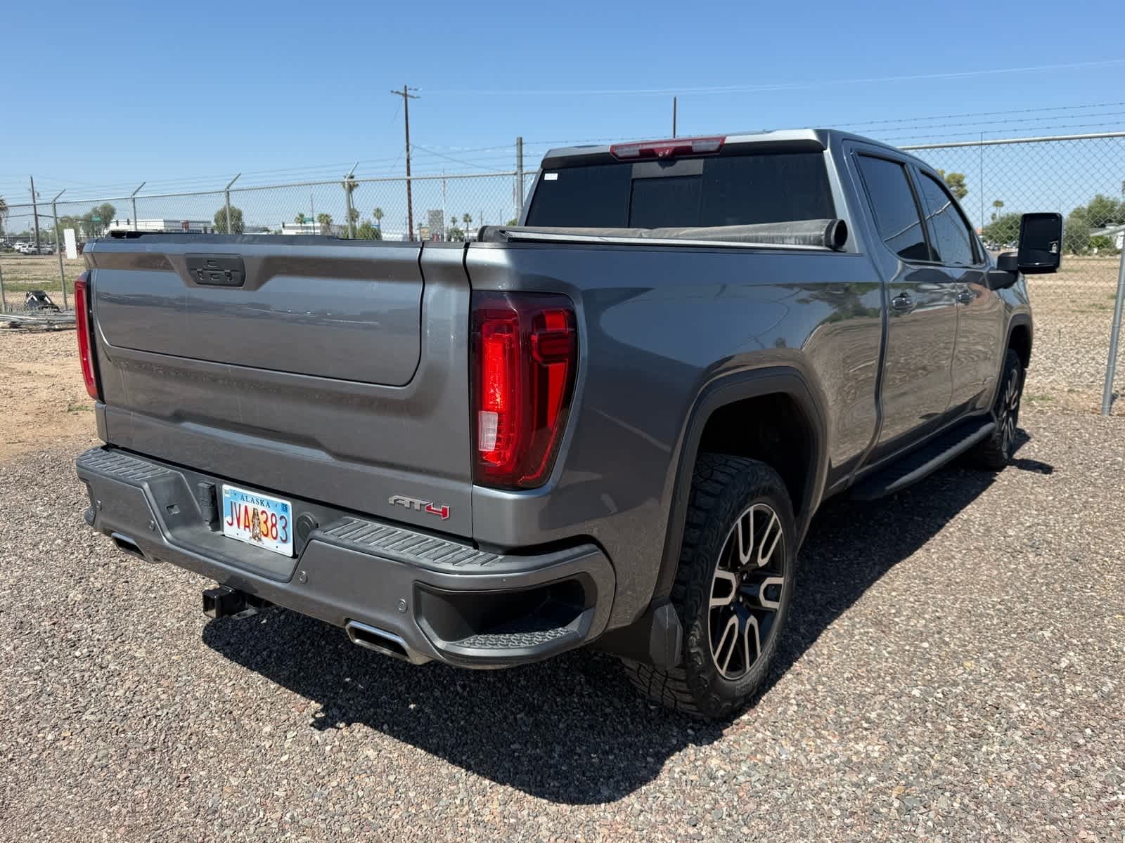 2022 GMC Sierra 1500 AT4 6